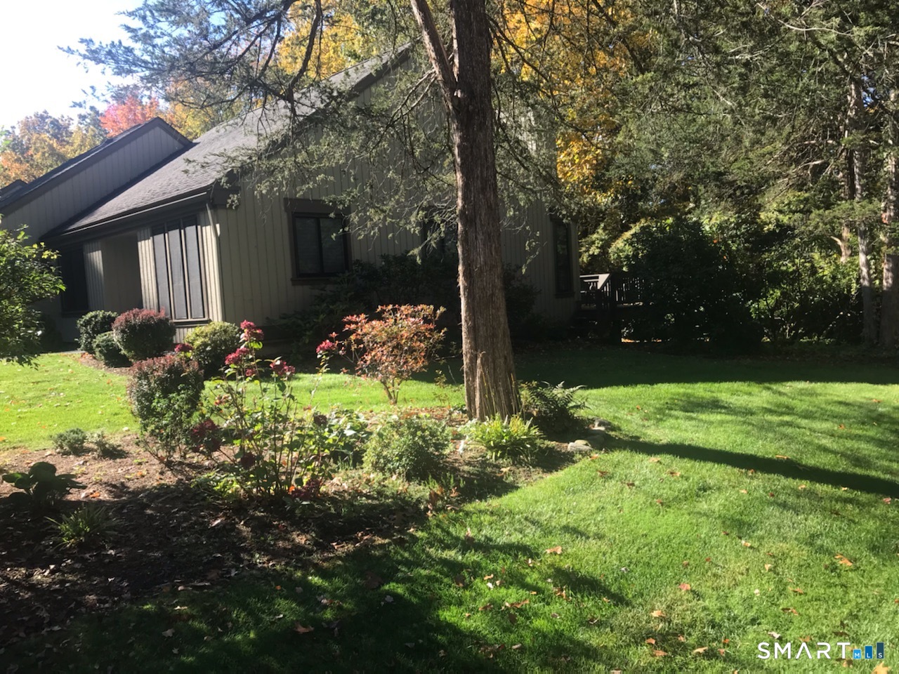 24 Heritage Crest Unit B — photo