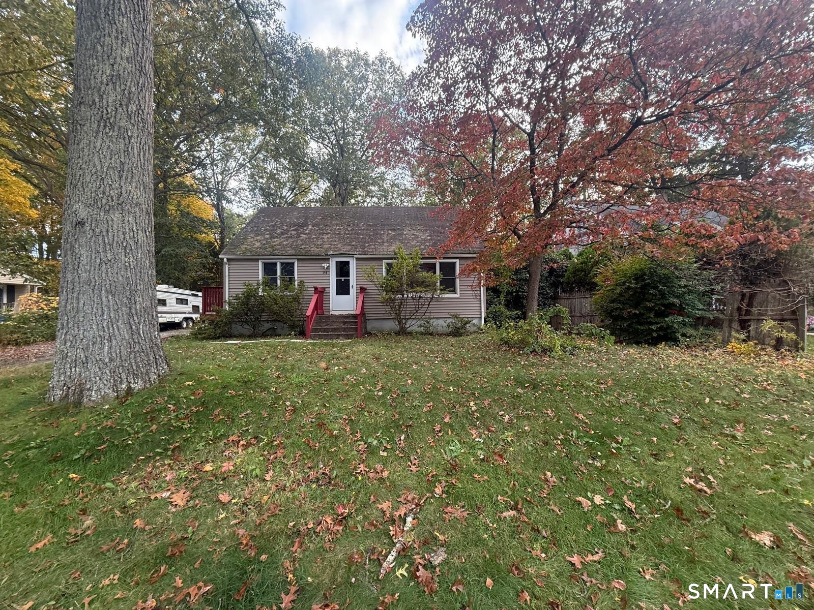 94 Flyers Drive — photo
