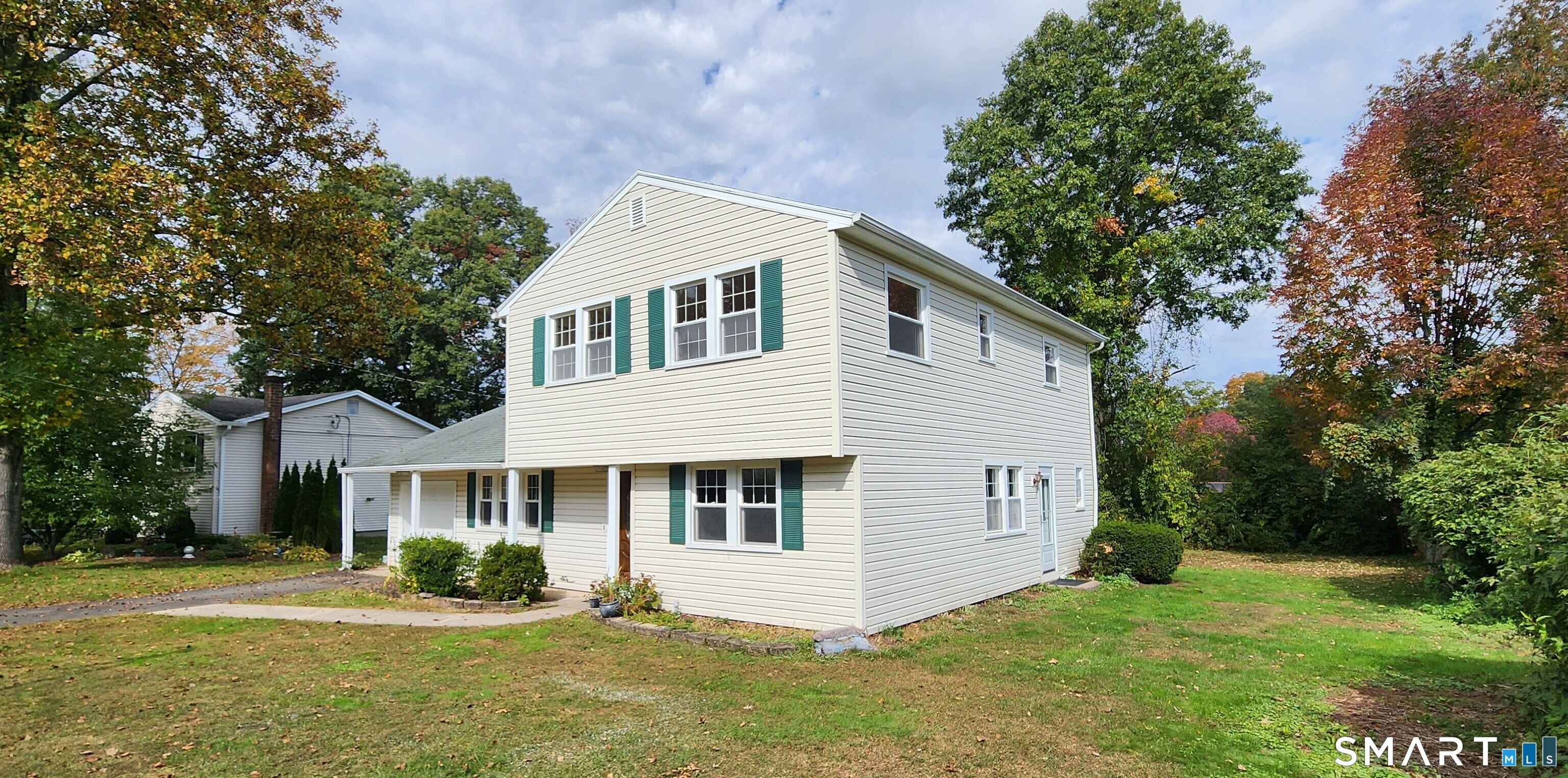 141 Flower Drive — photo