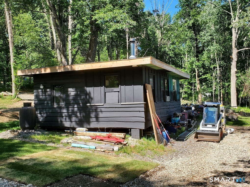 181 Paradise Drive — photo