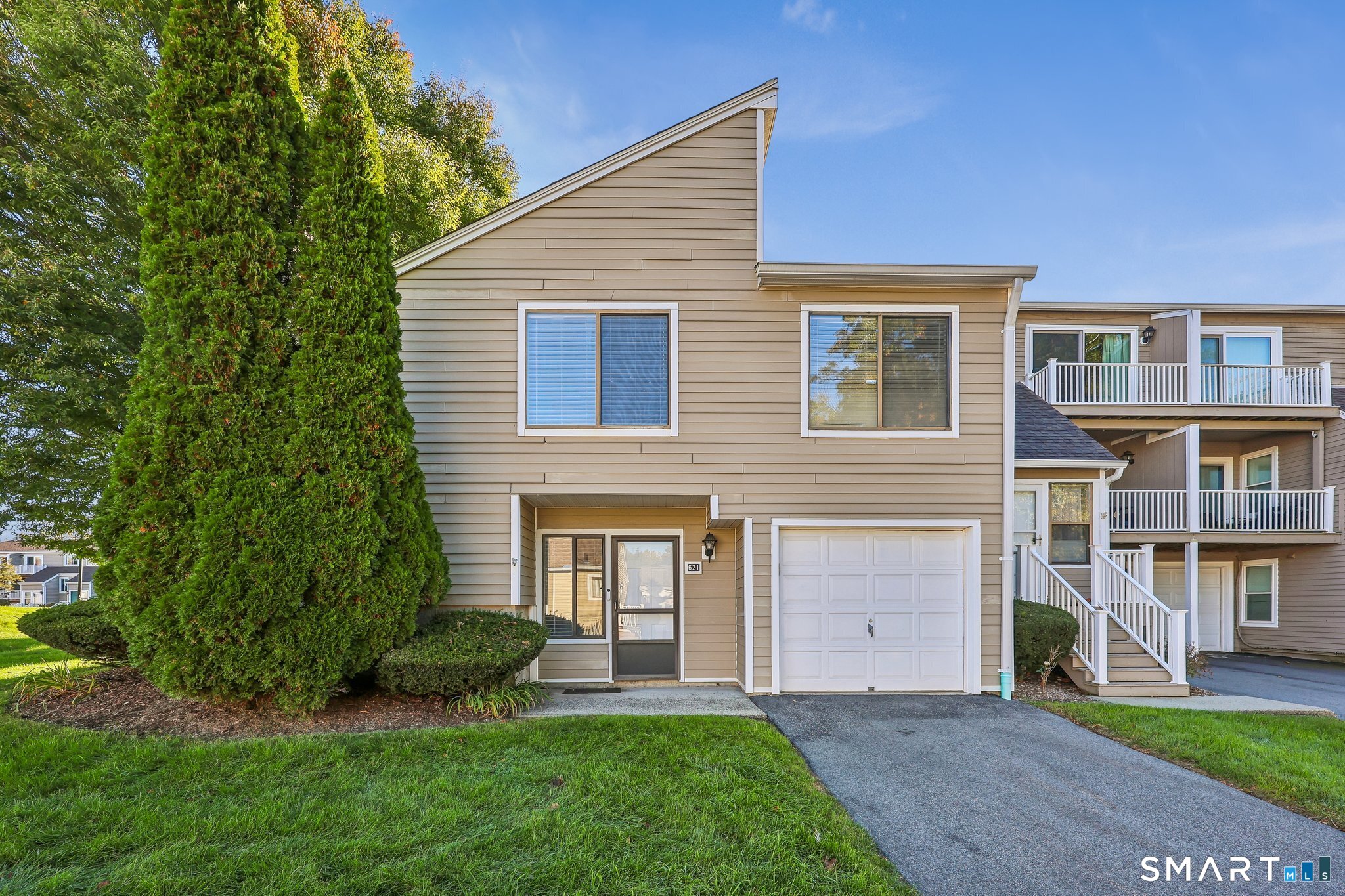 621 Longfellow Drive Unit 621 — photo