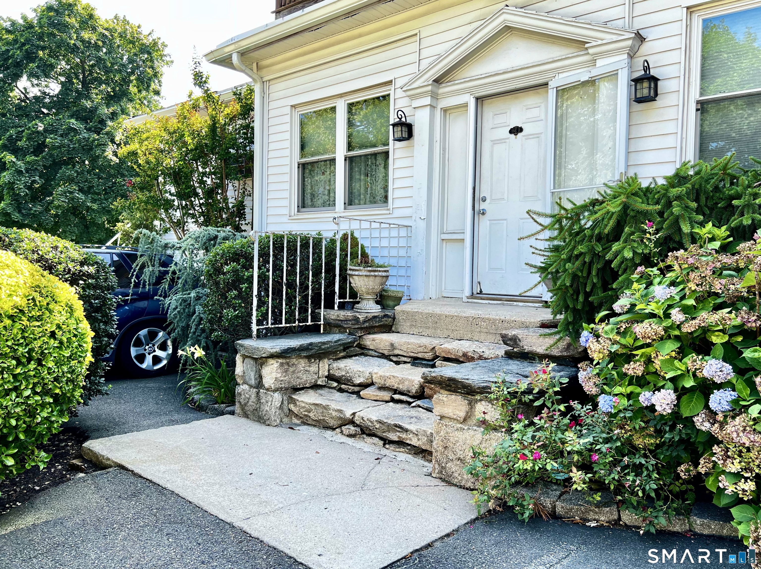 5 Hundley Court Unit 1D — photo