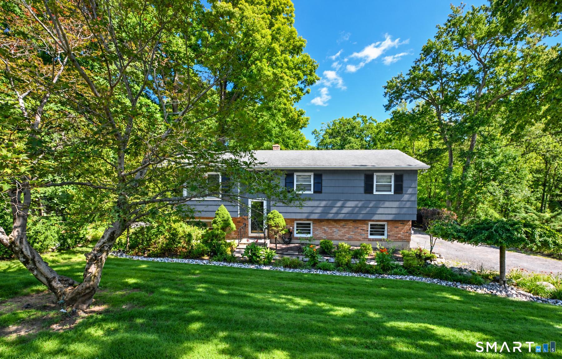 14 Indian Hill Road — photo