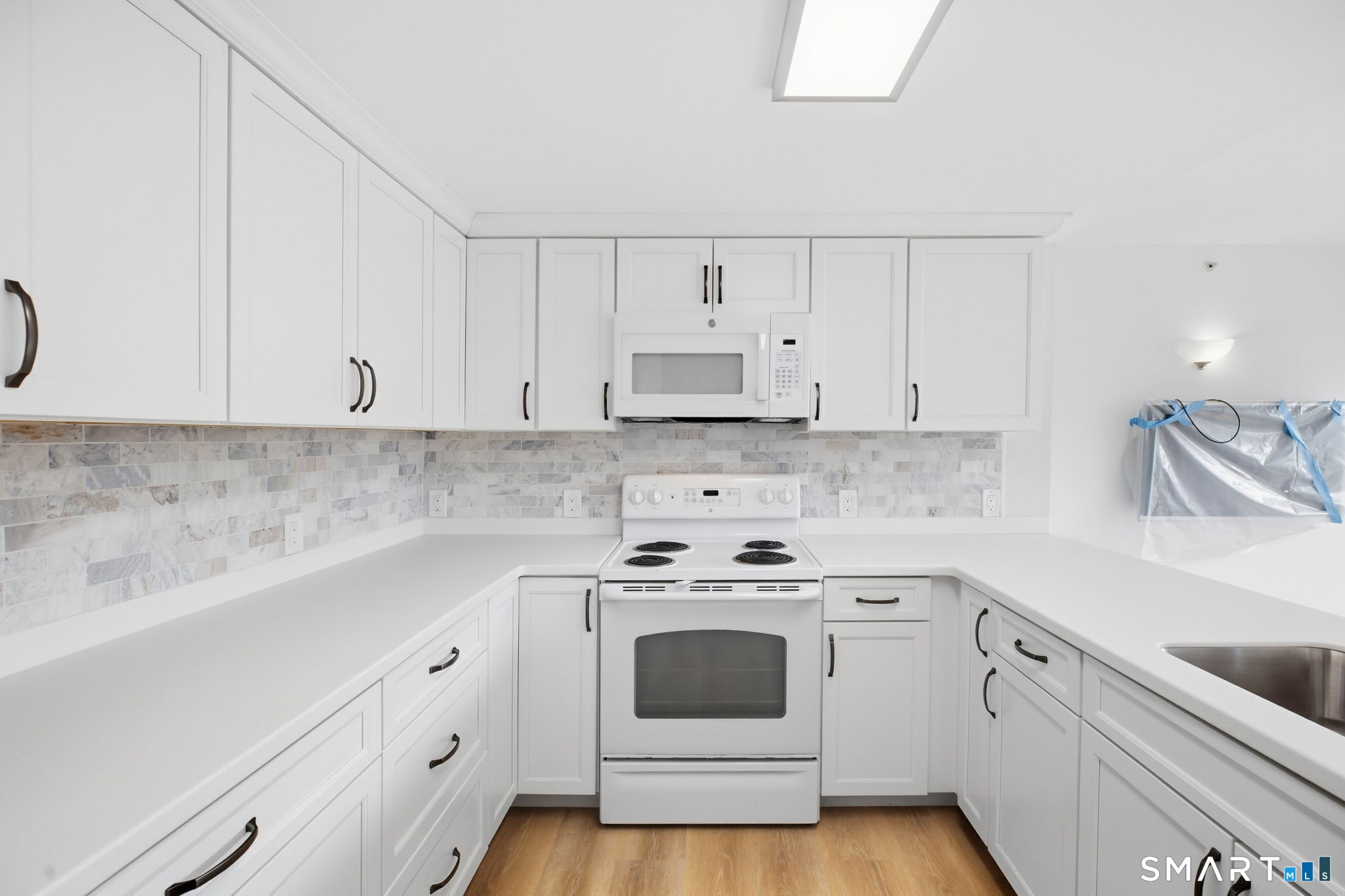 3250 Fairfield Avenue Unit 224 — photo