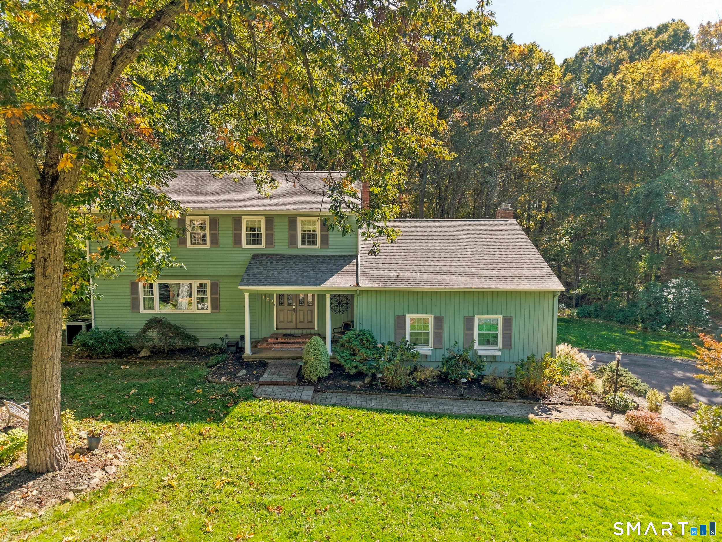 122 Meadow Hills Drive — photo