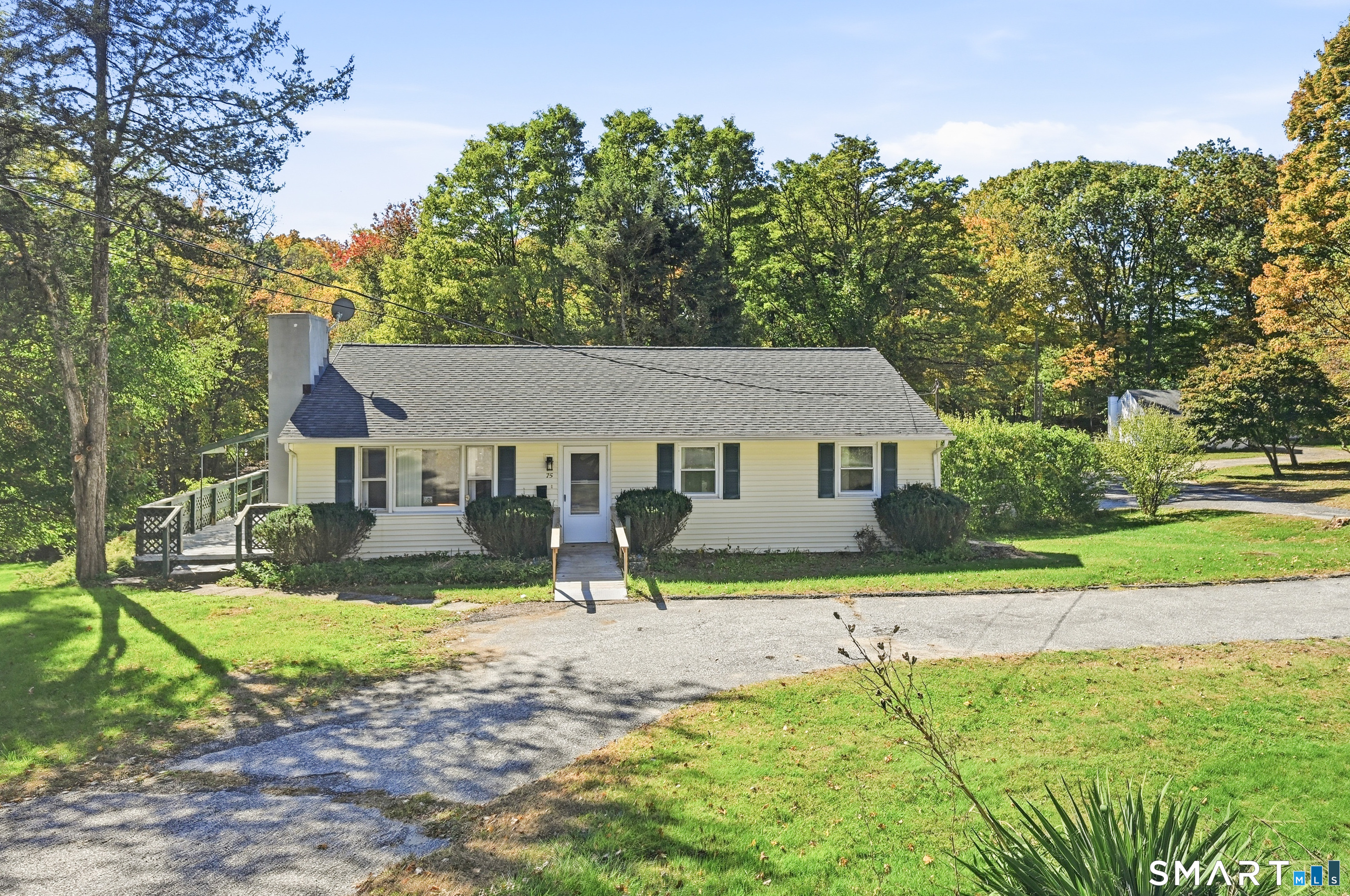75 Hayestown Road — photo