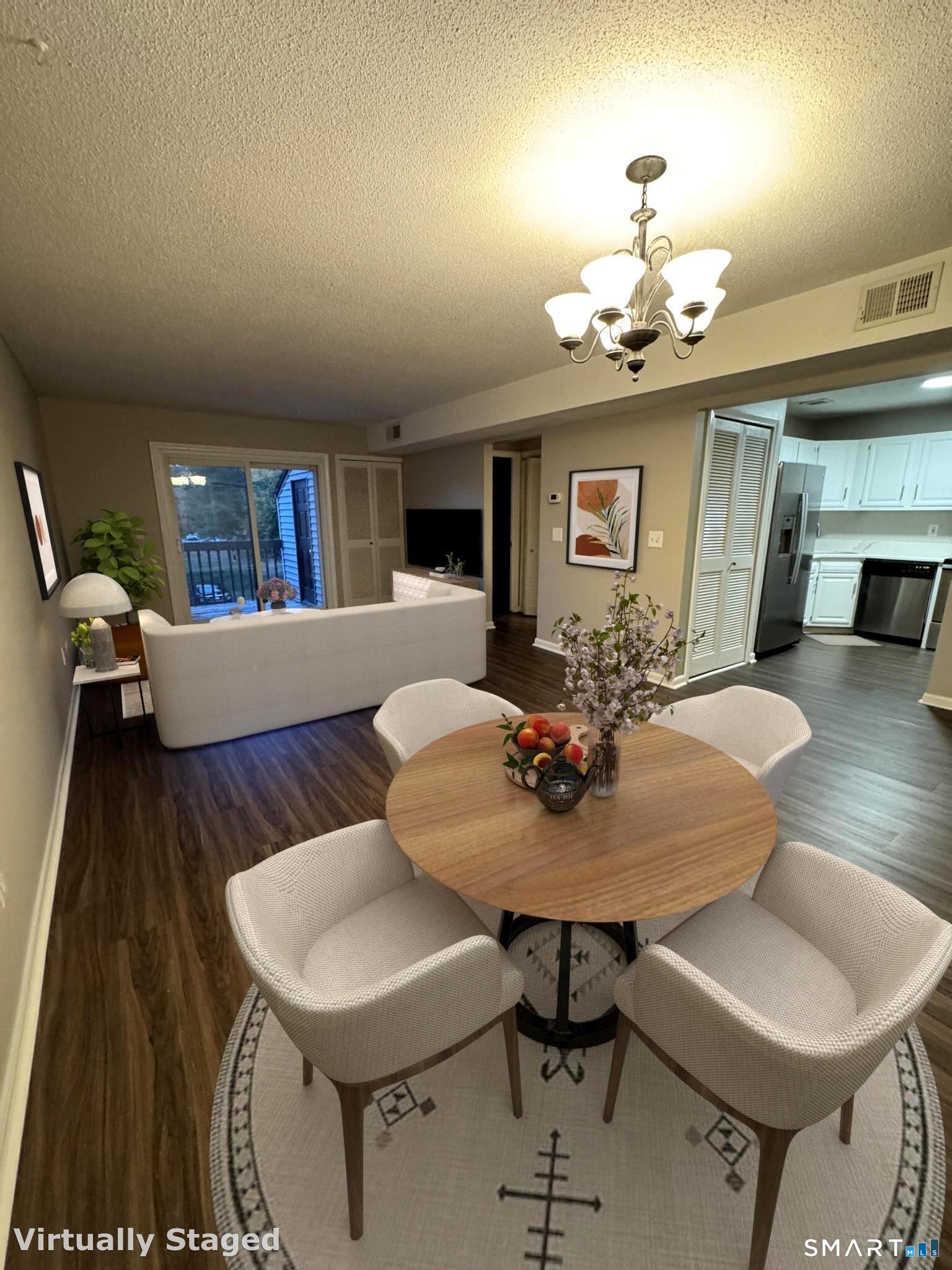 512 Twin Circle Drive Unit 512 — photo