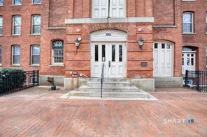 92 Main Street Unit 205 — photo