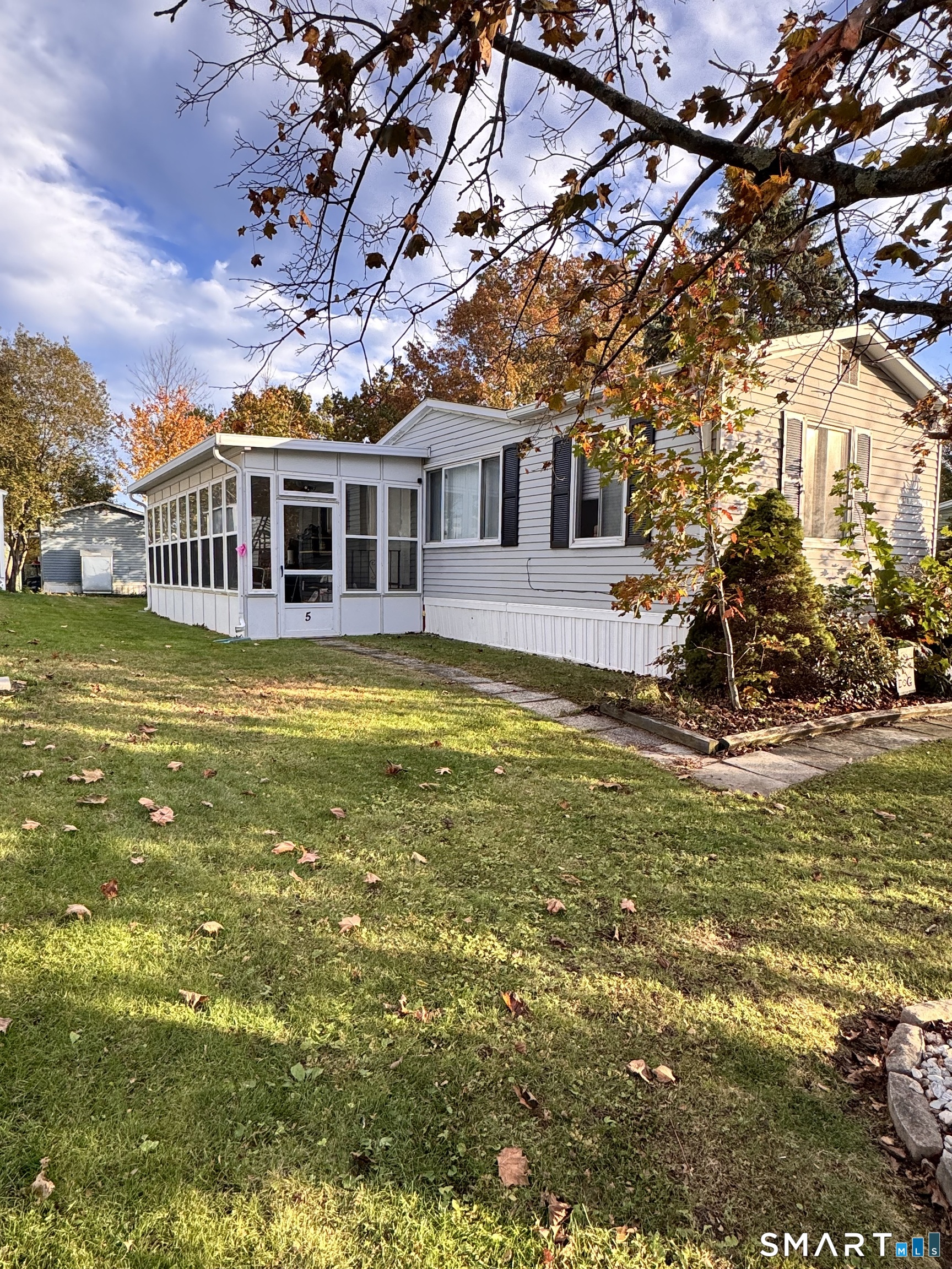 5 Stonewood Terrace — photo