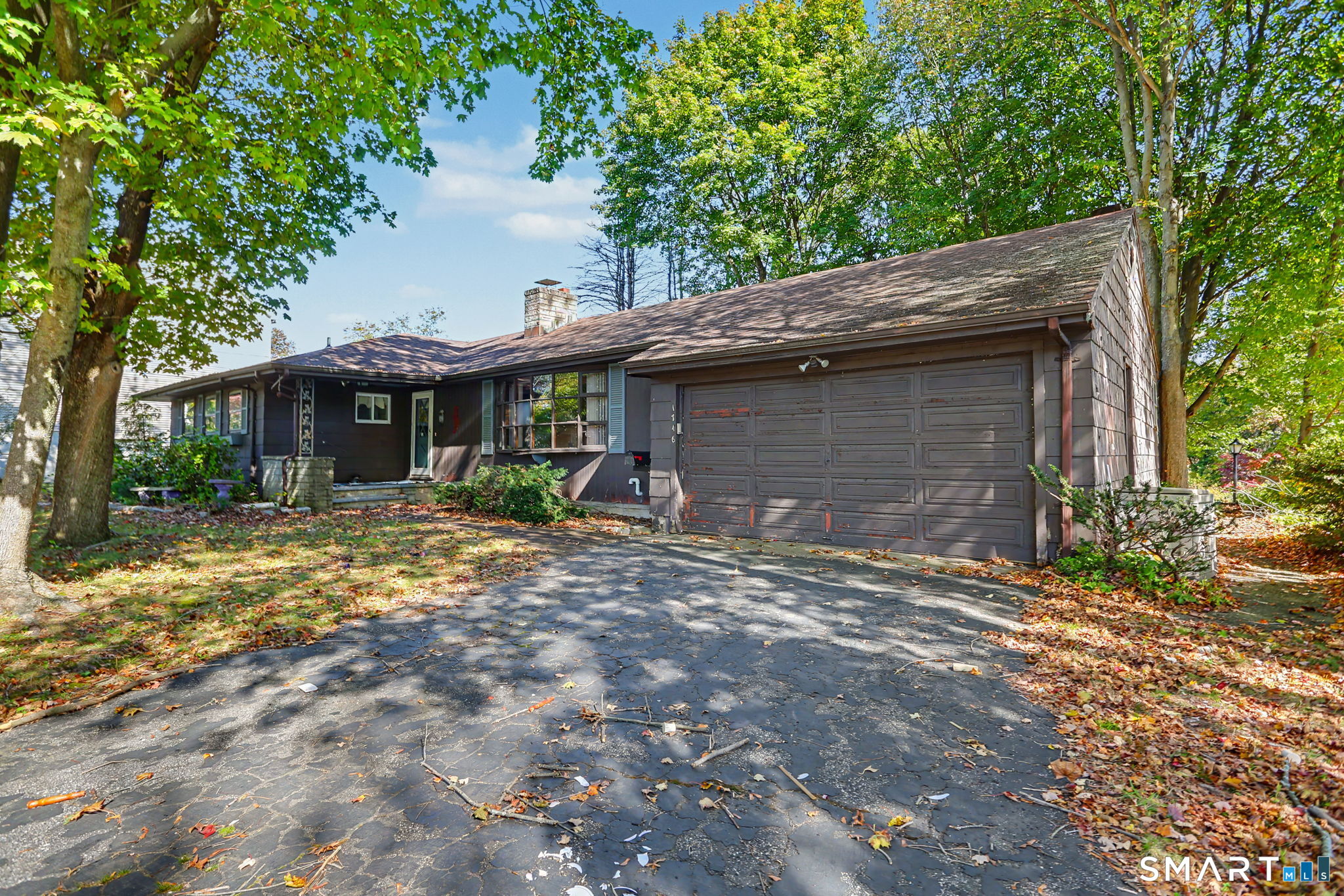 1746 Huntington Road — photo