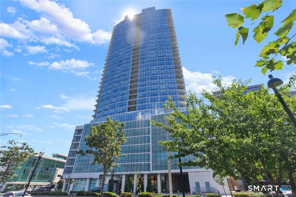 1 Broad Street Unit 8E — photo