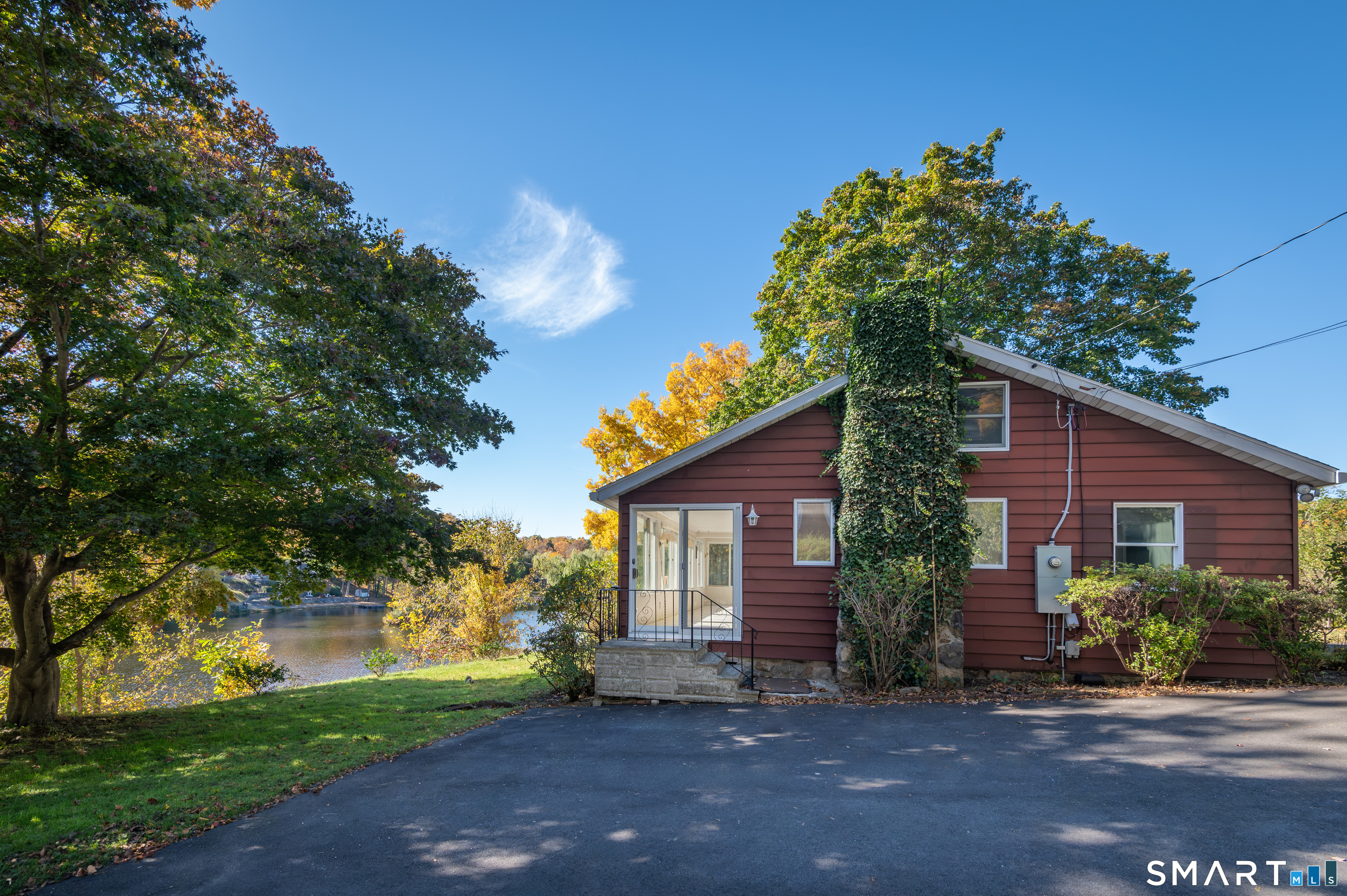 10 Clearview Drive, Ridgefield, CT 06877 — photo 2