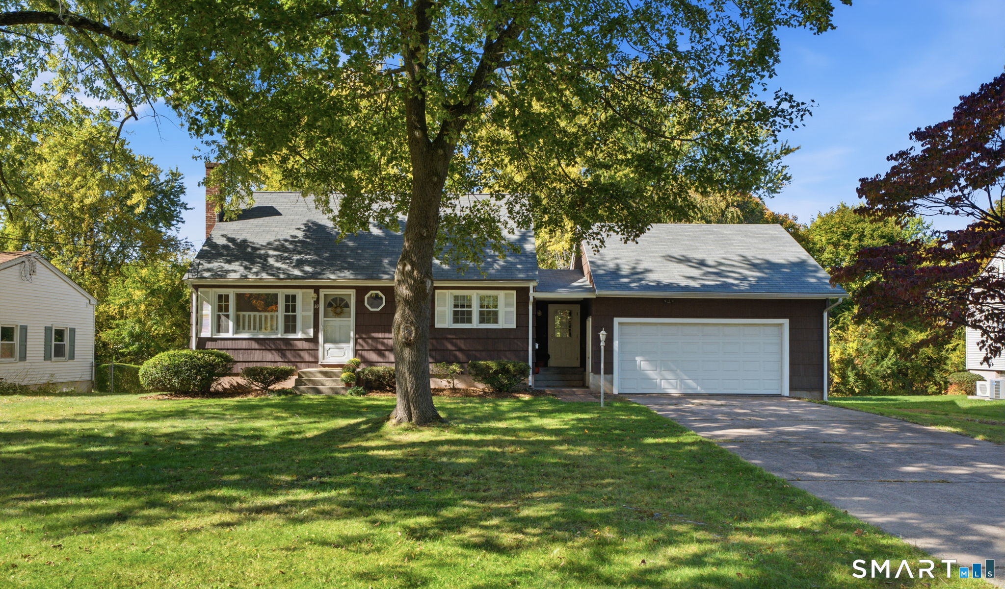 39 Emily Drive — photo