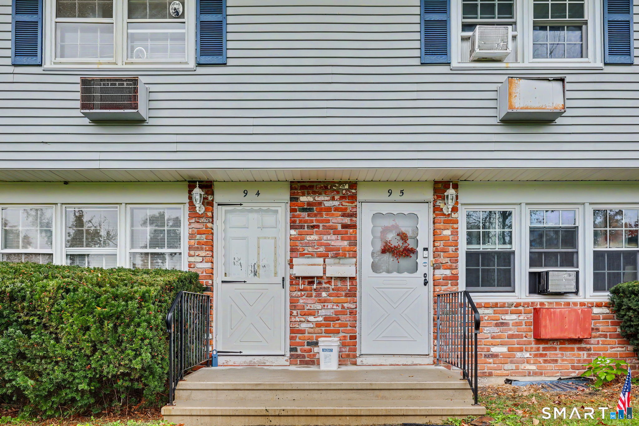 627 Millville Avenue Unit 9-4 — photo