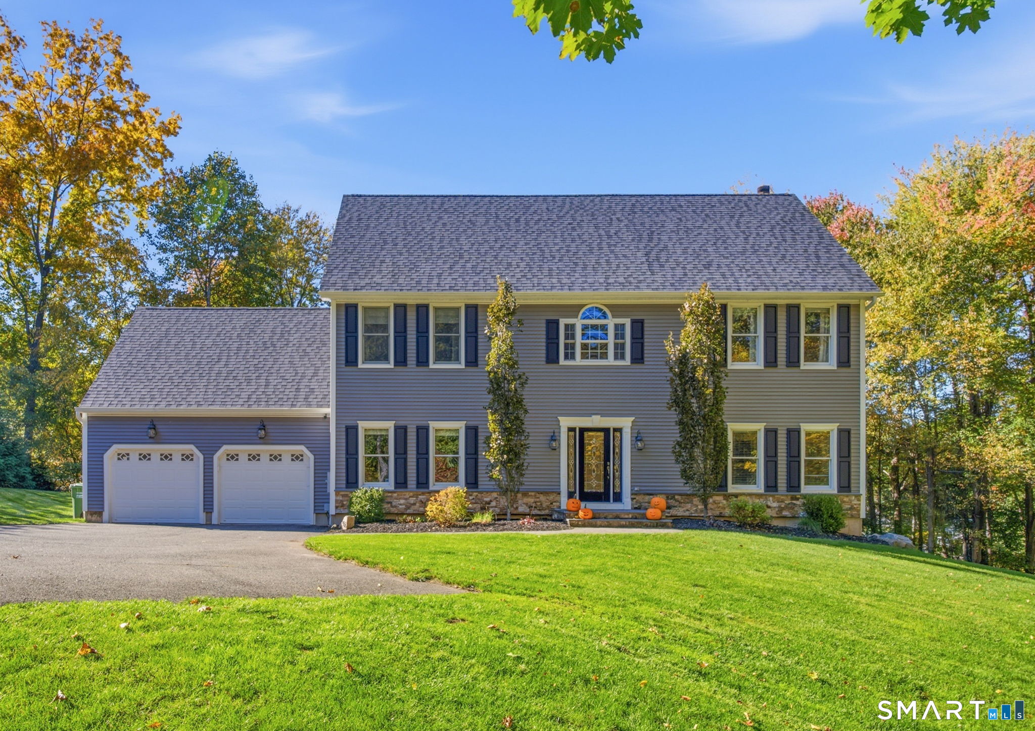 55 Rampart Drive — photo