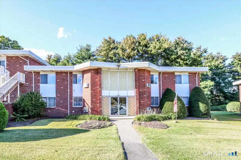 40 Candlewood Lake Road South Unit 4 — photo