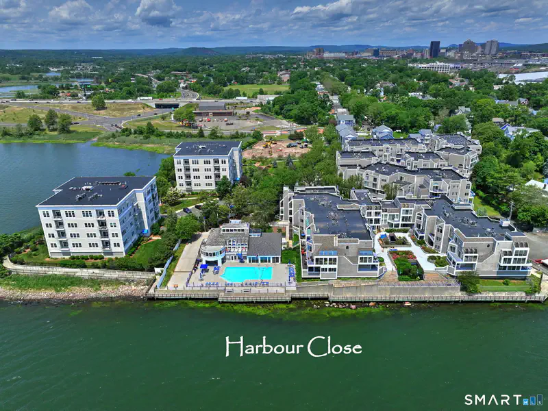 111 Harbour Close Unit 111 — photo