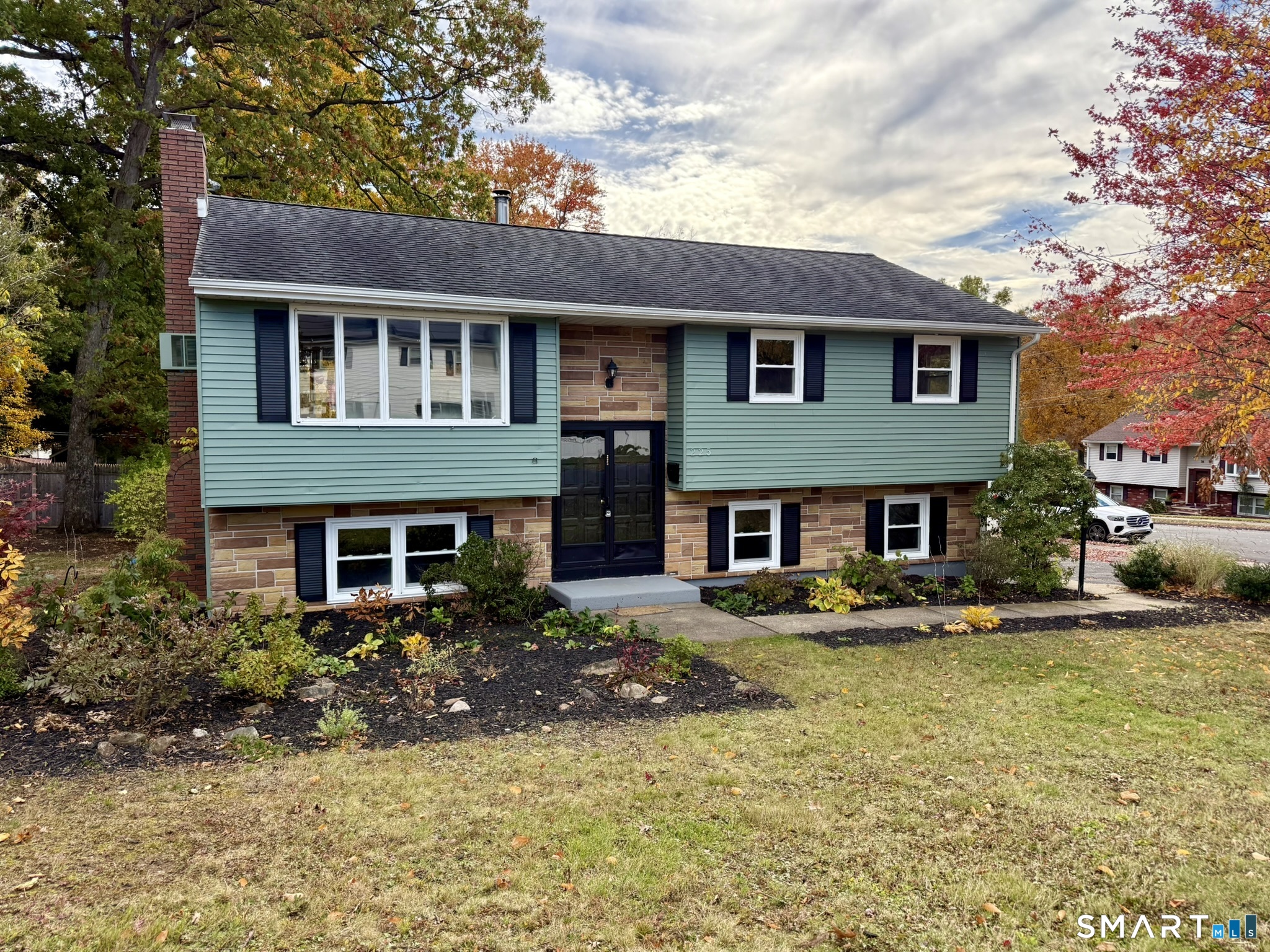 225 Stonecrest Drive — photo