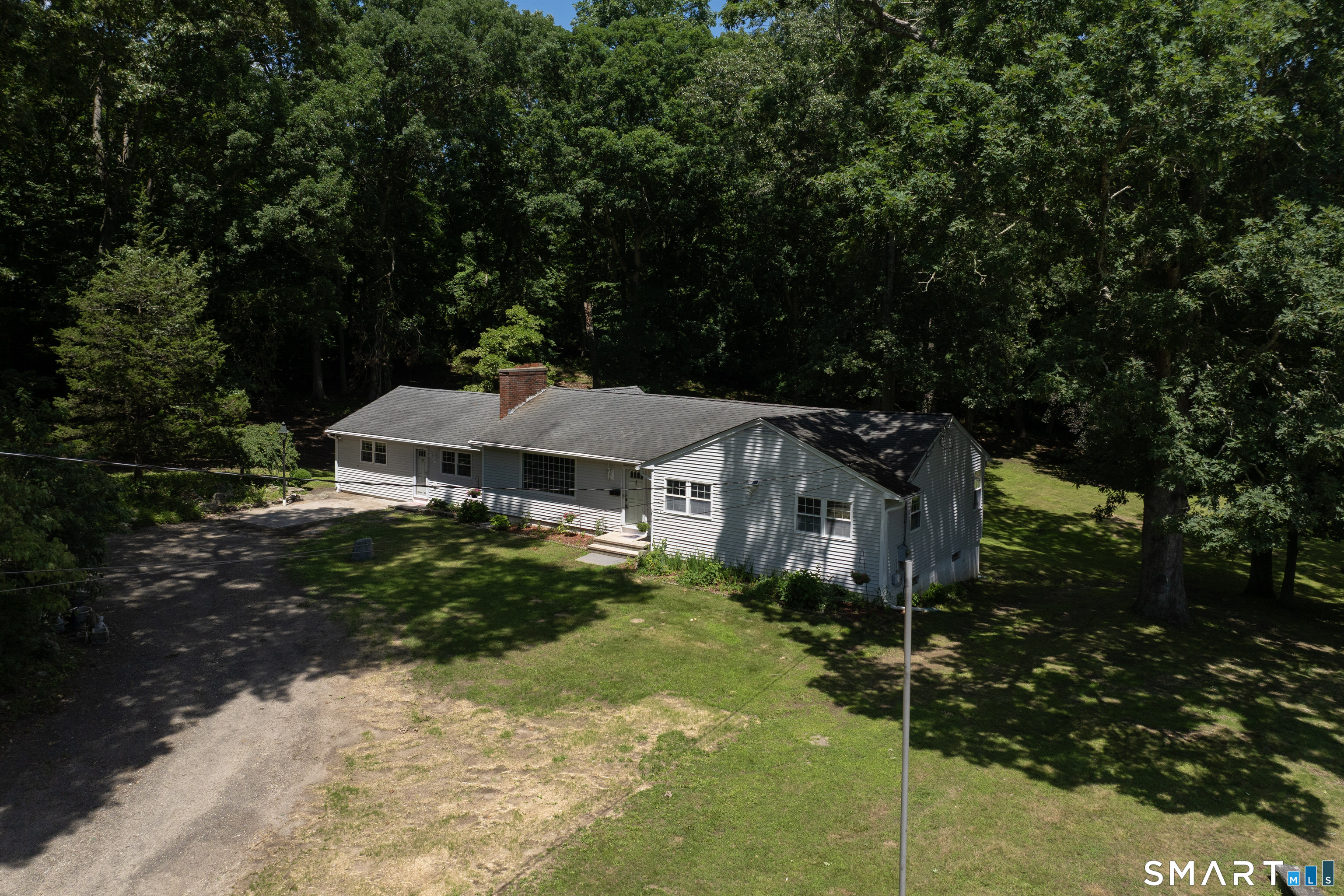 11 Autumn Lane — photo