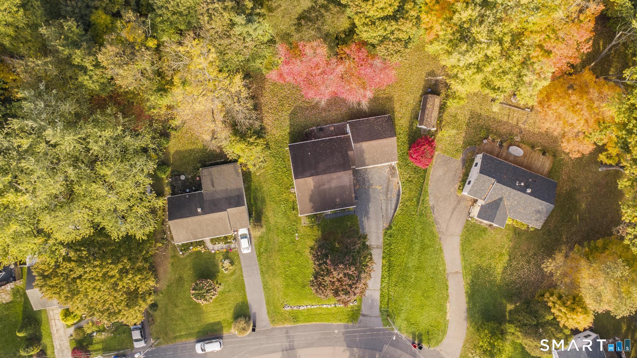 Home in Wallingford, CT 06492 — photo 3