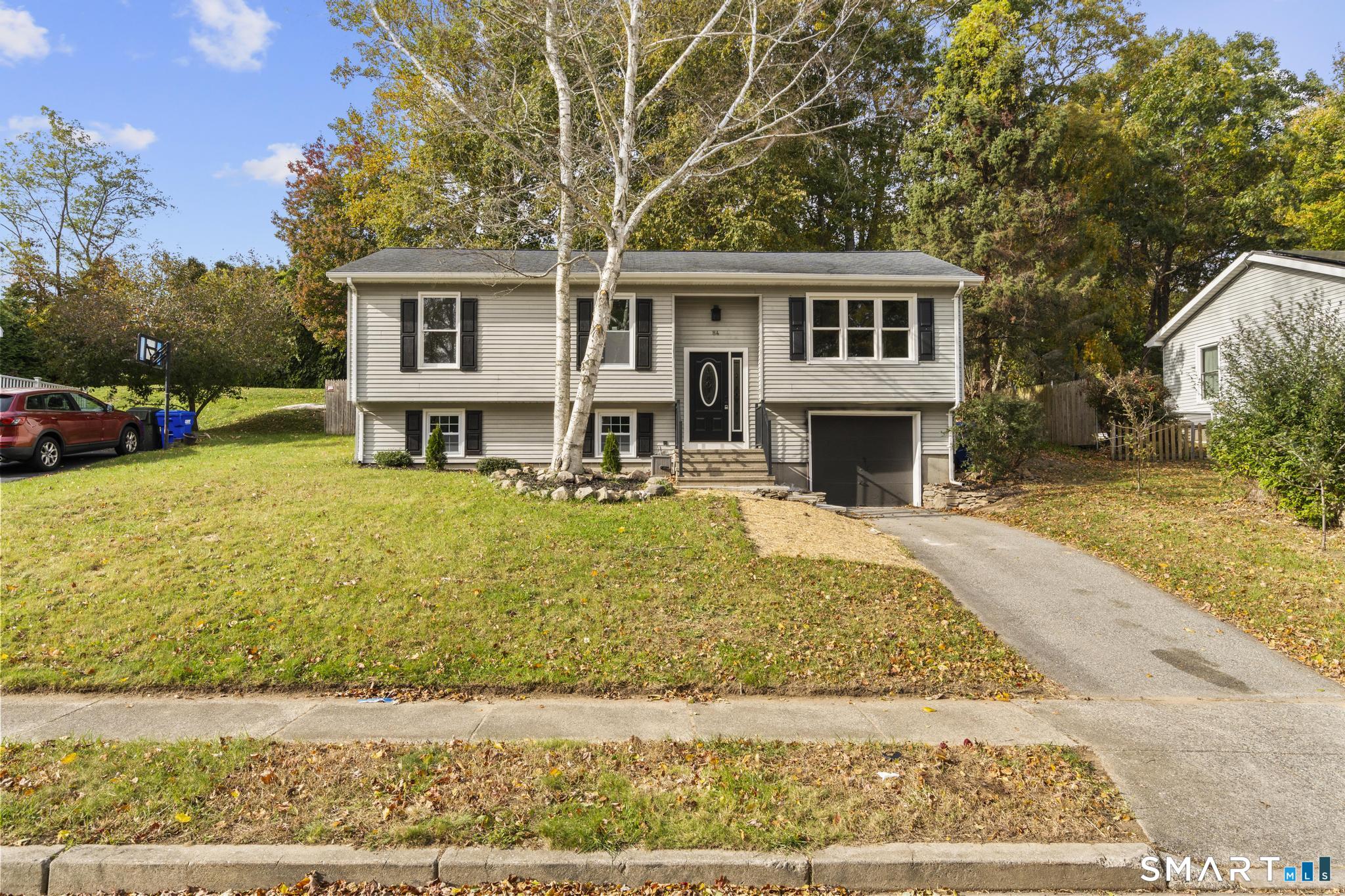84 Dartmouth Drive — photo