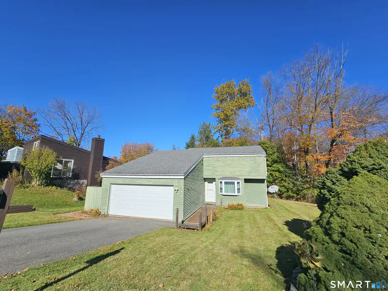 12 Woodlot Lane — photo
