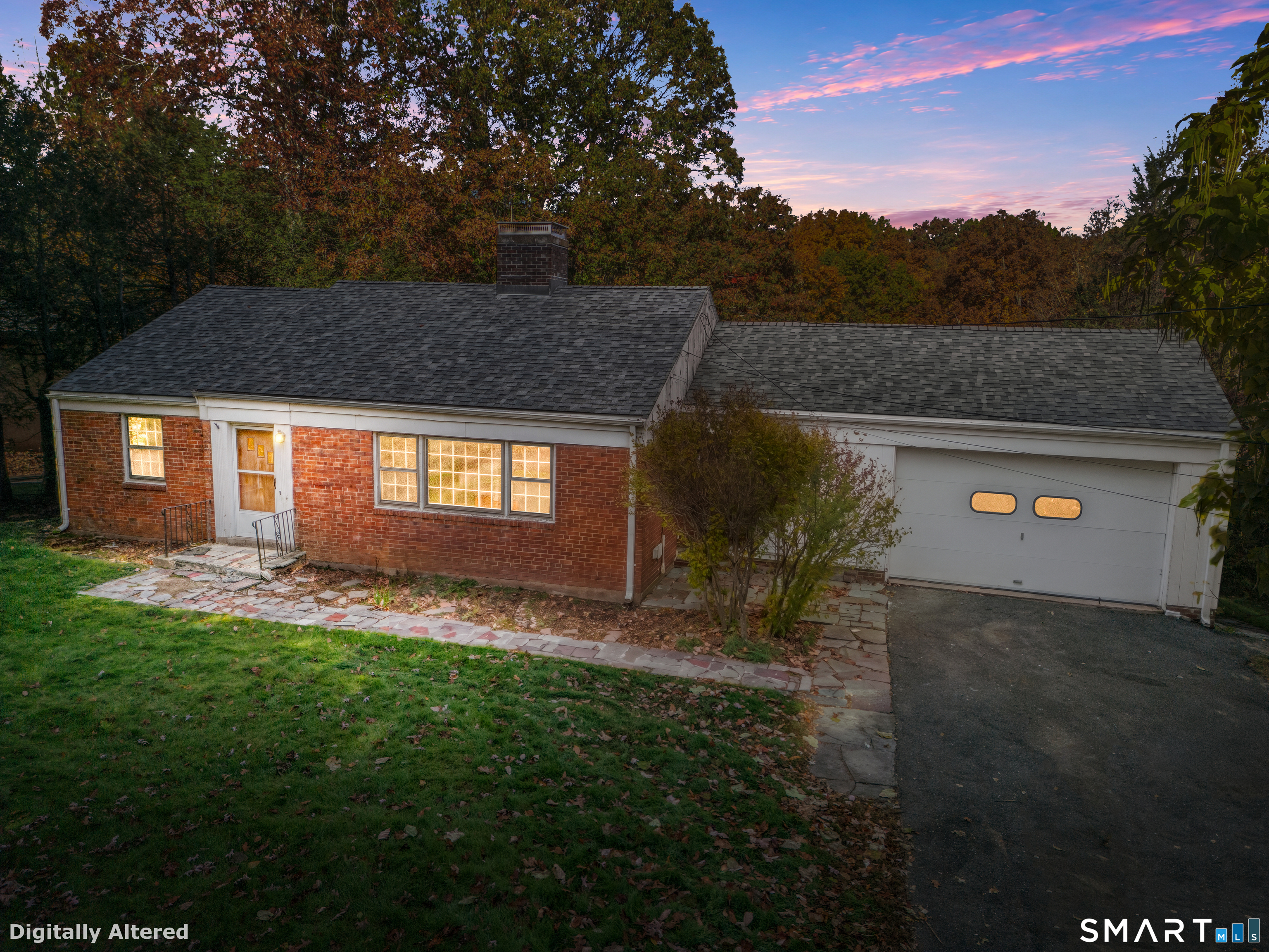 290 Tunxis Road — photo