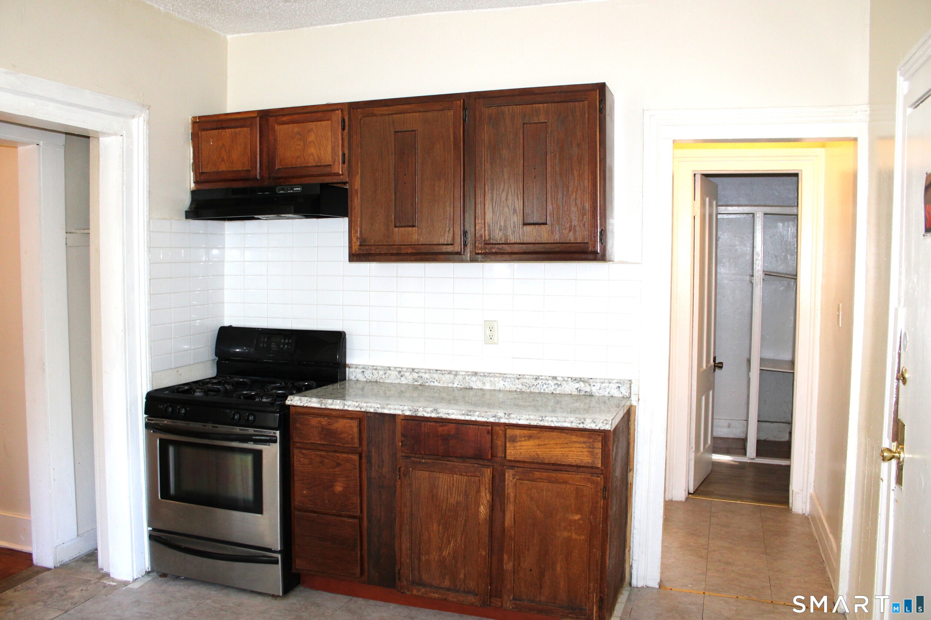 84 Henry Street Unit 1 — photo