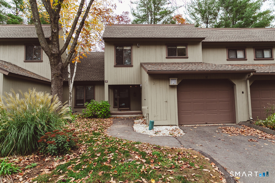 12 Applewood Lane Unit 12 — photo