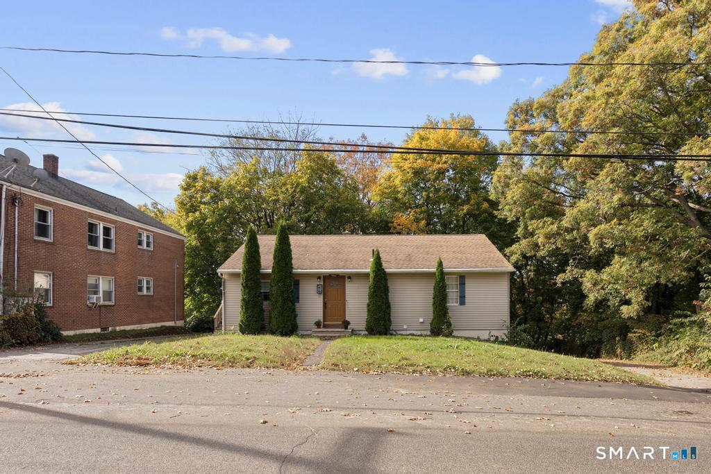 24 Birch Street — photo
