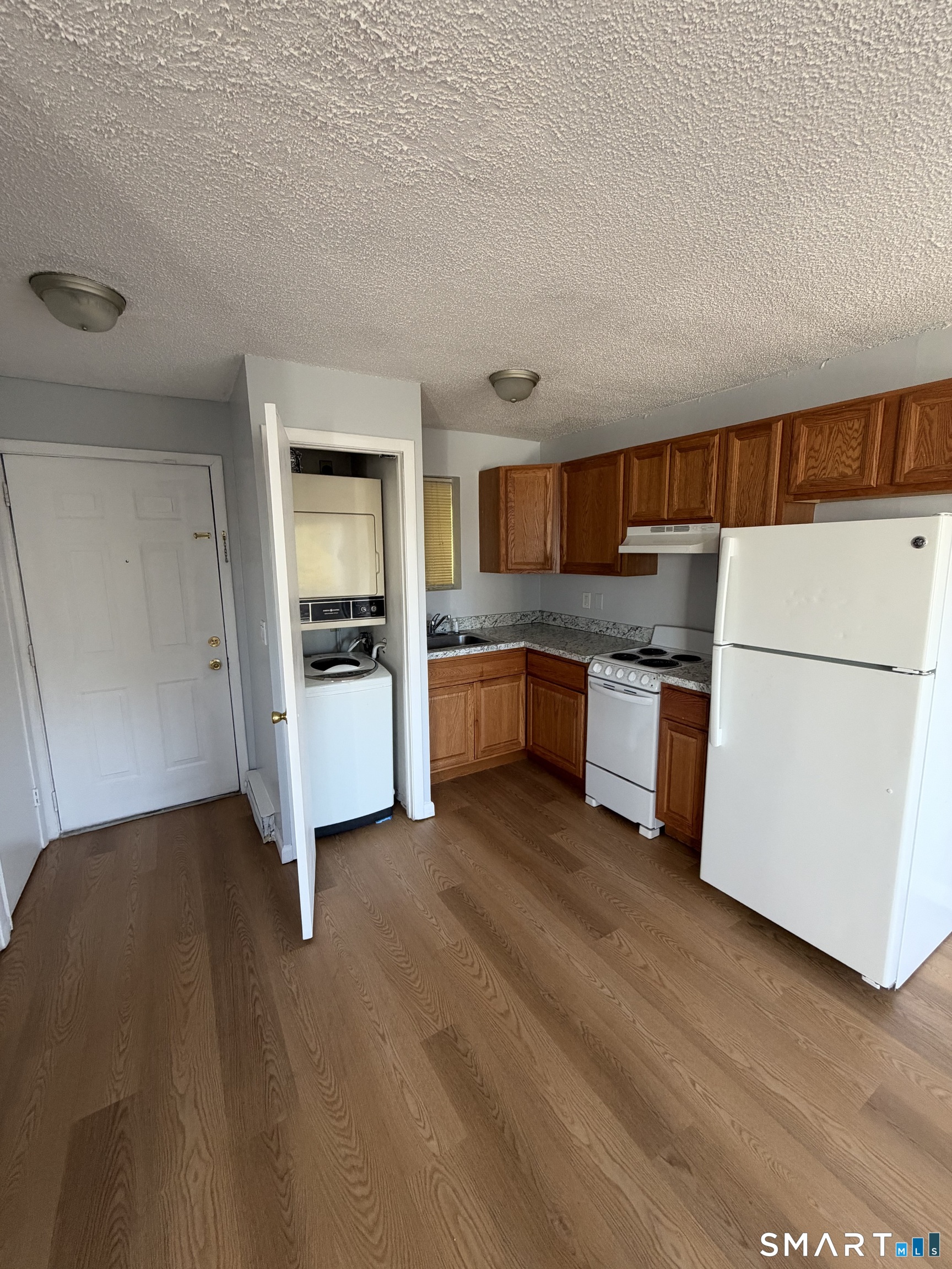 4 Warwick Street Unit 4 — photo