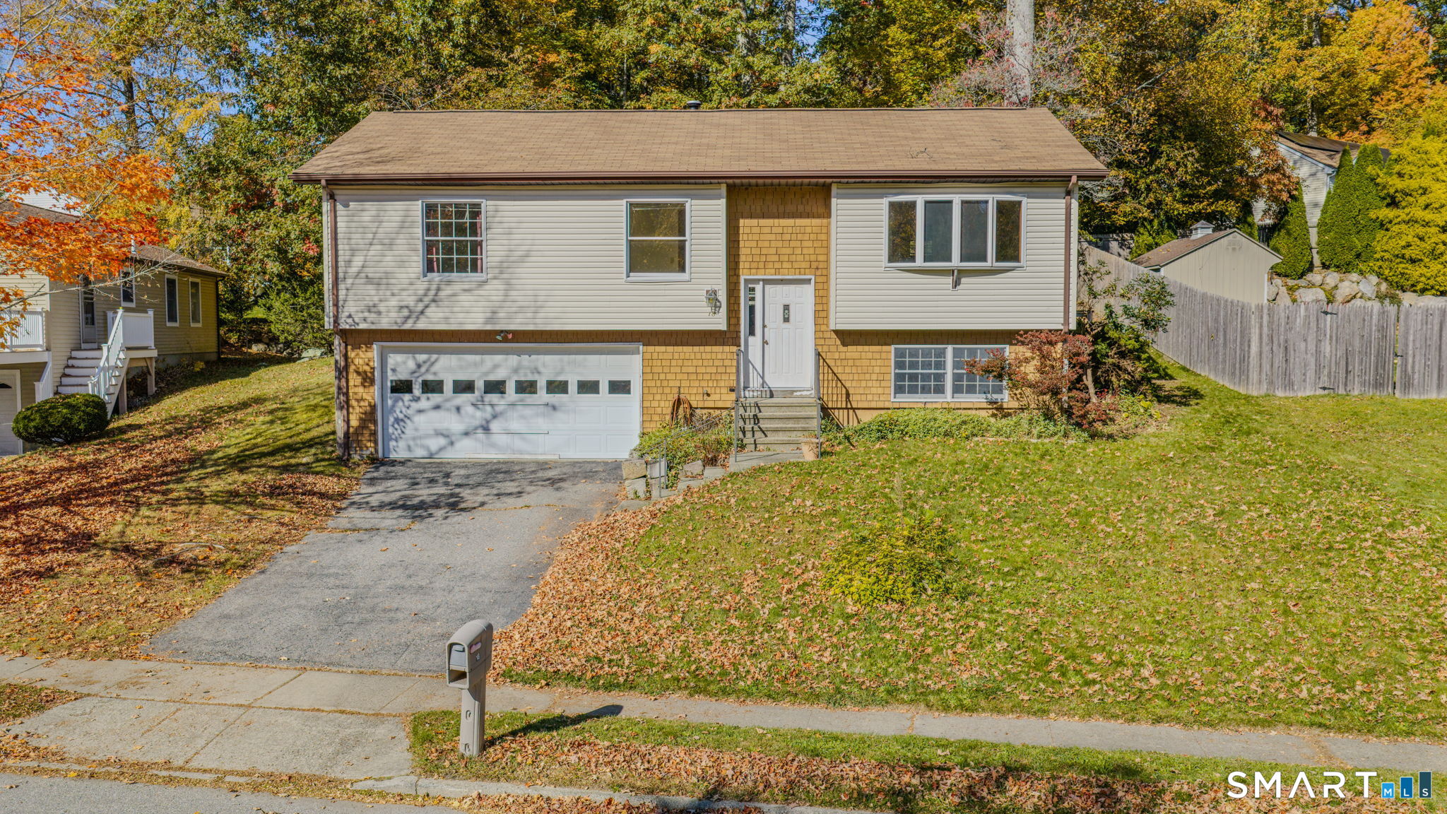 18 Ledgeland Drive — photo