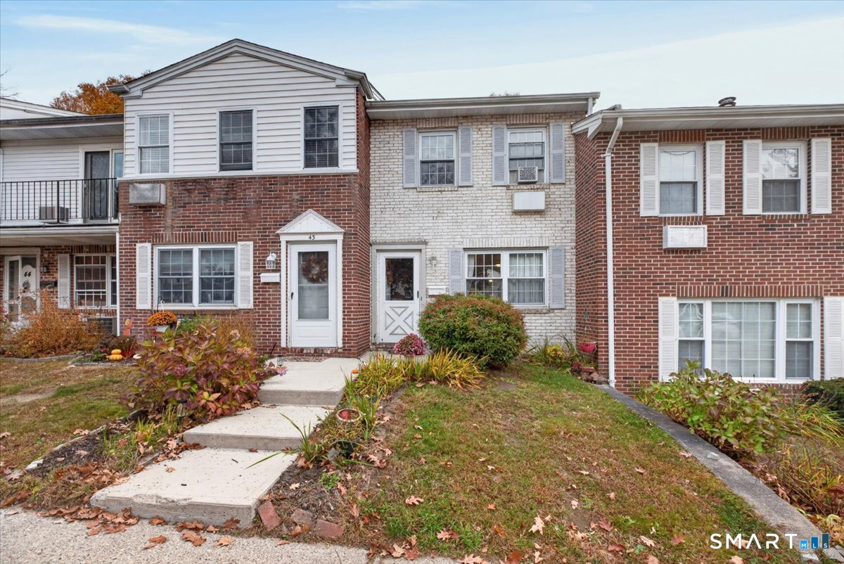 42 Surrey Lane Unit 42 — photo