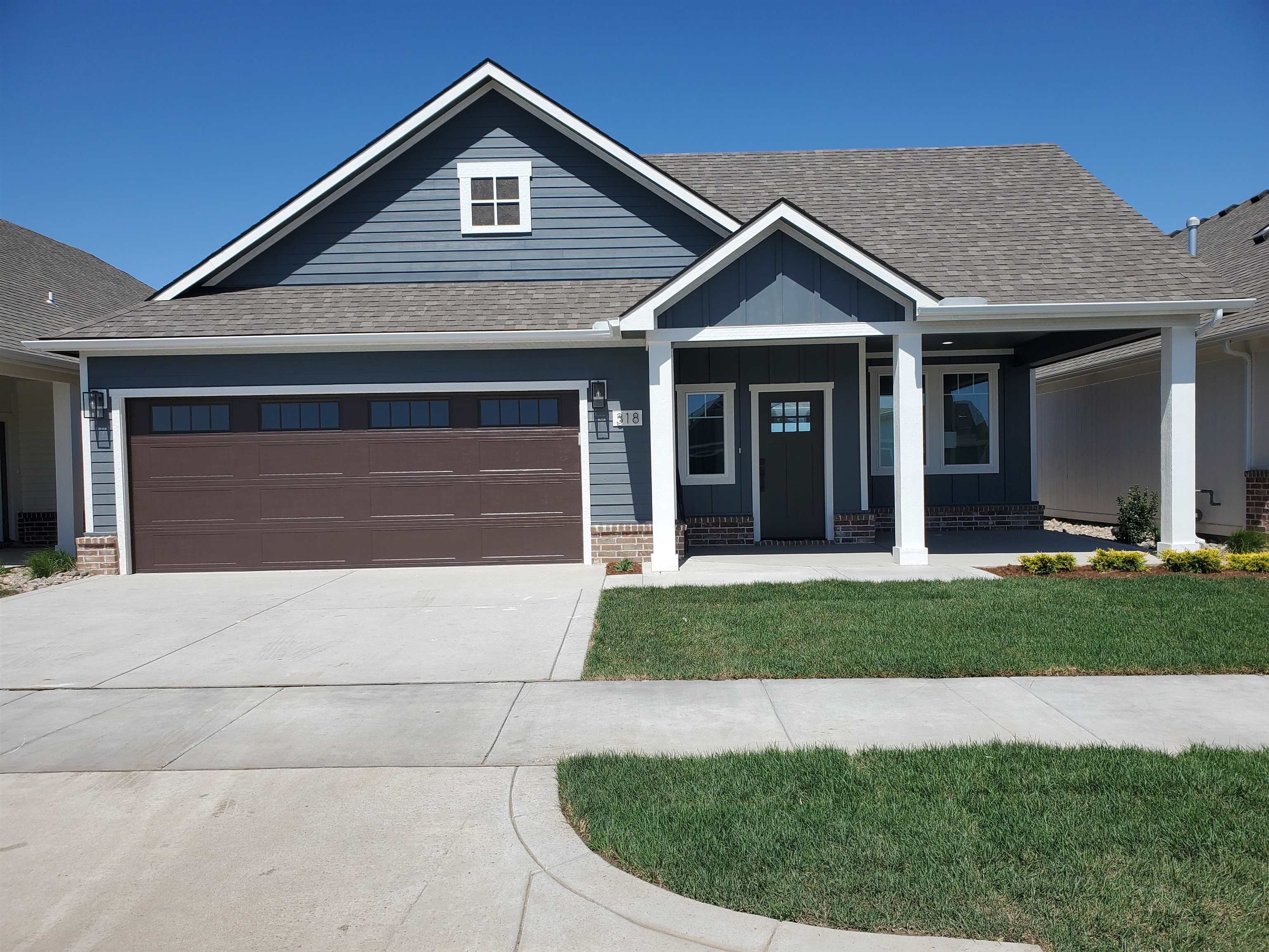318 W Boxthorn Dr Palazzo Model — photo