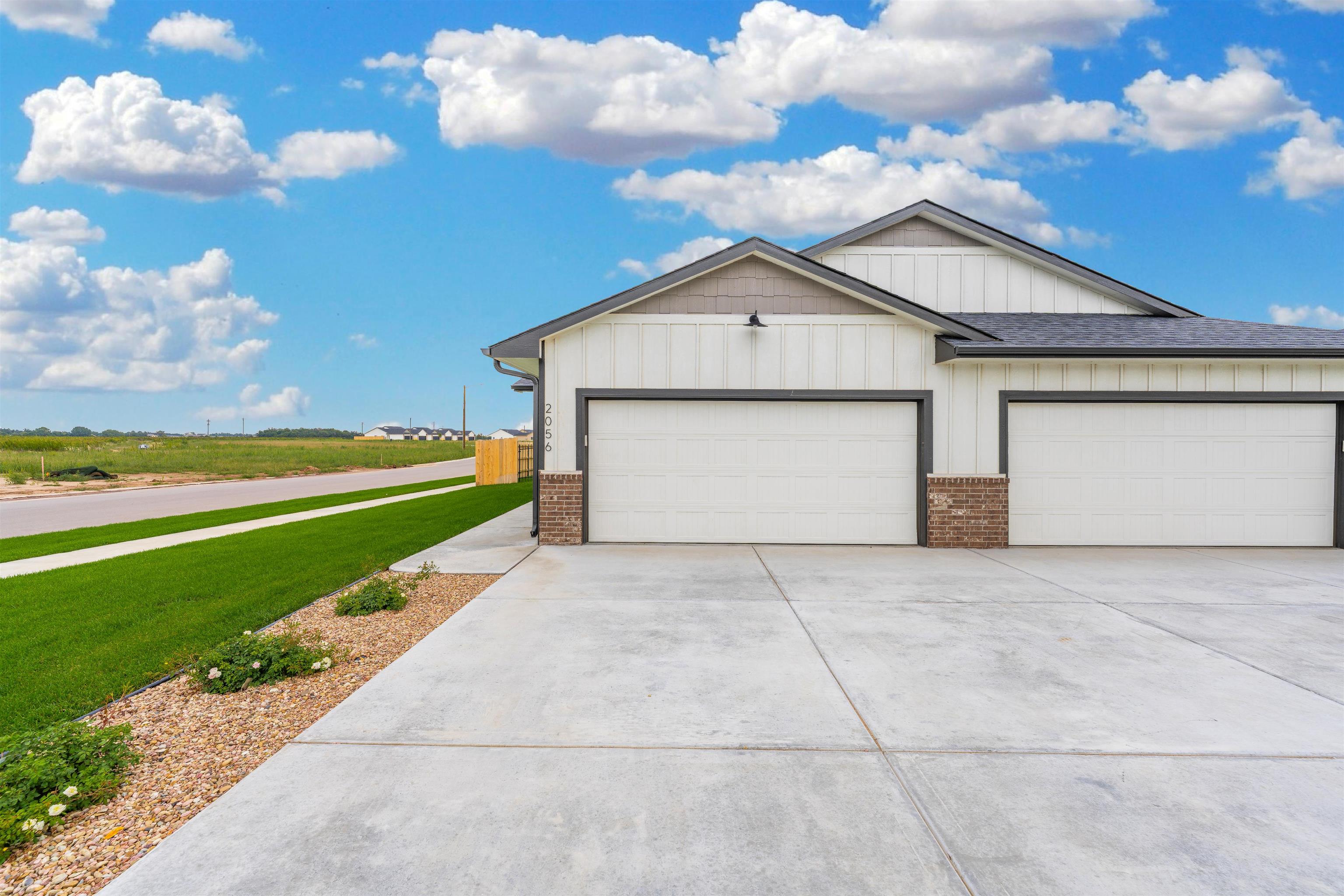 2017 N Reece St, Goddard, KS 67052 — photo 3