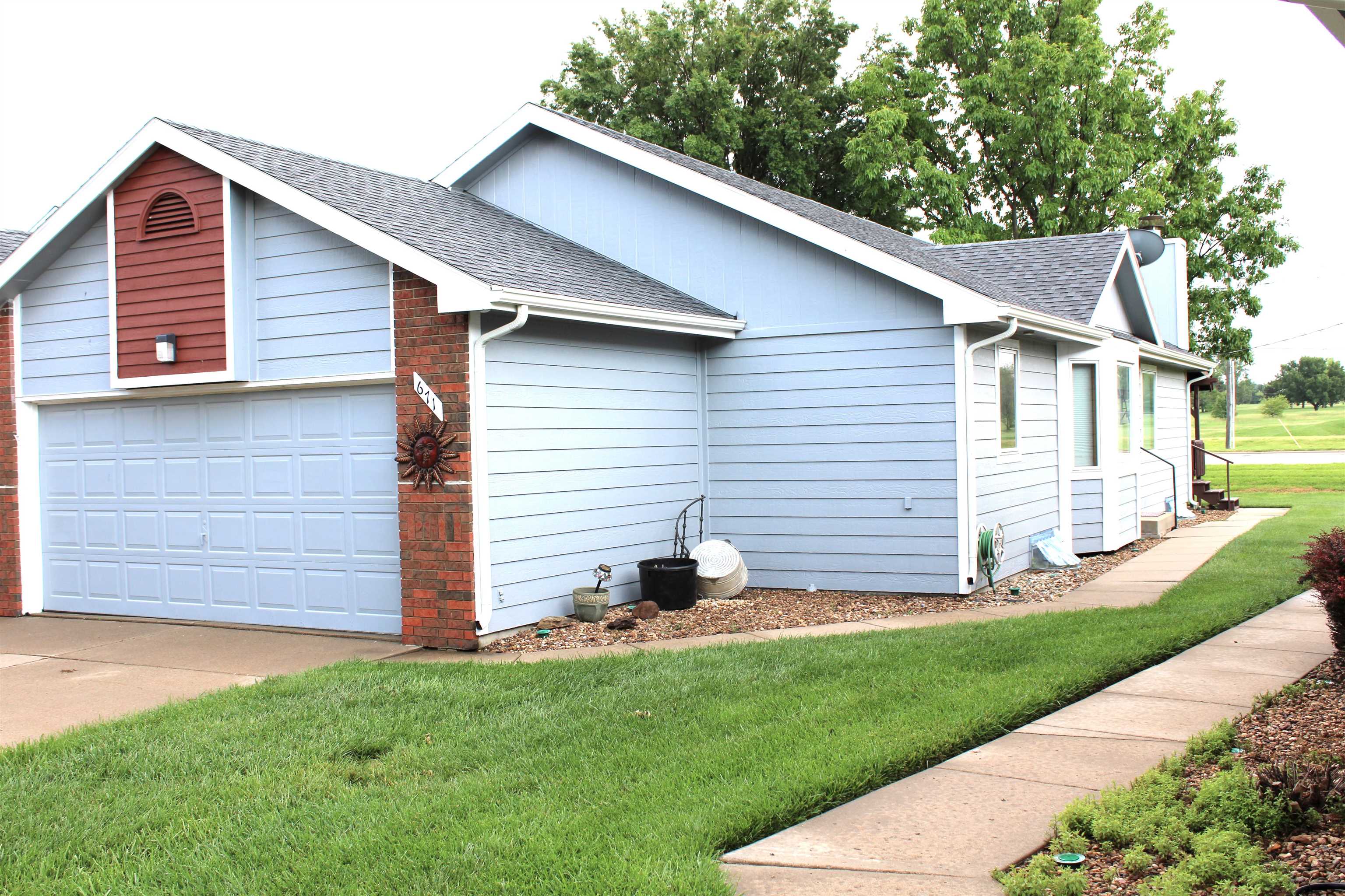 671 Georgetown Rd — photo
