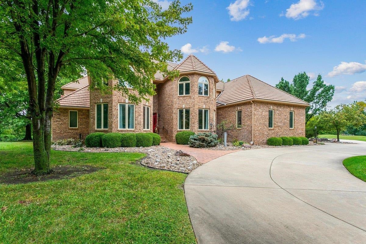 1509 N Freedom Rd — photo
