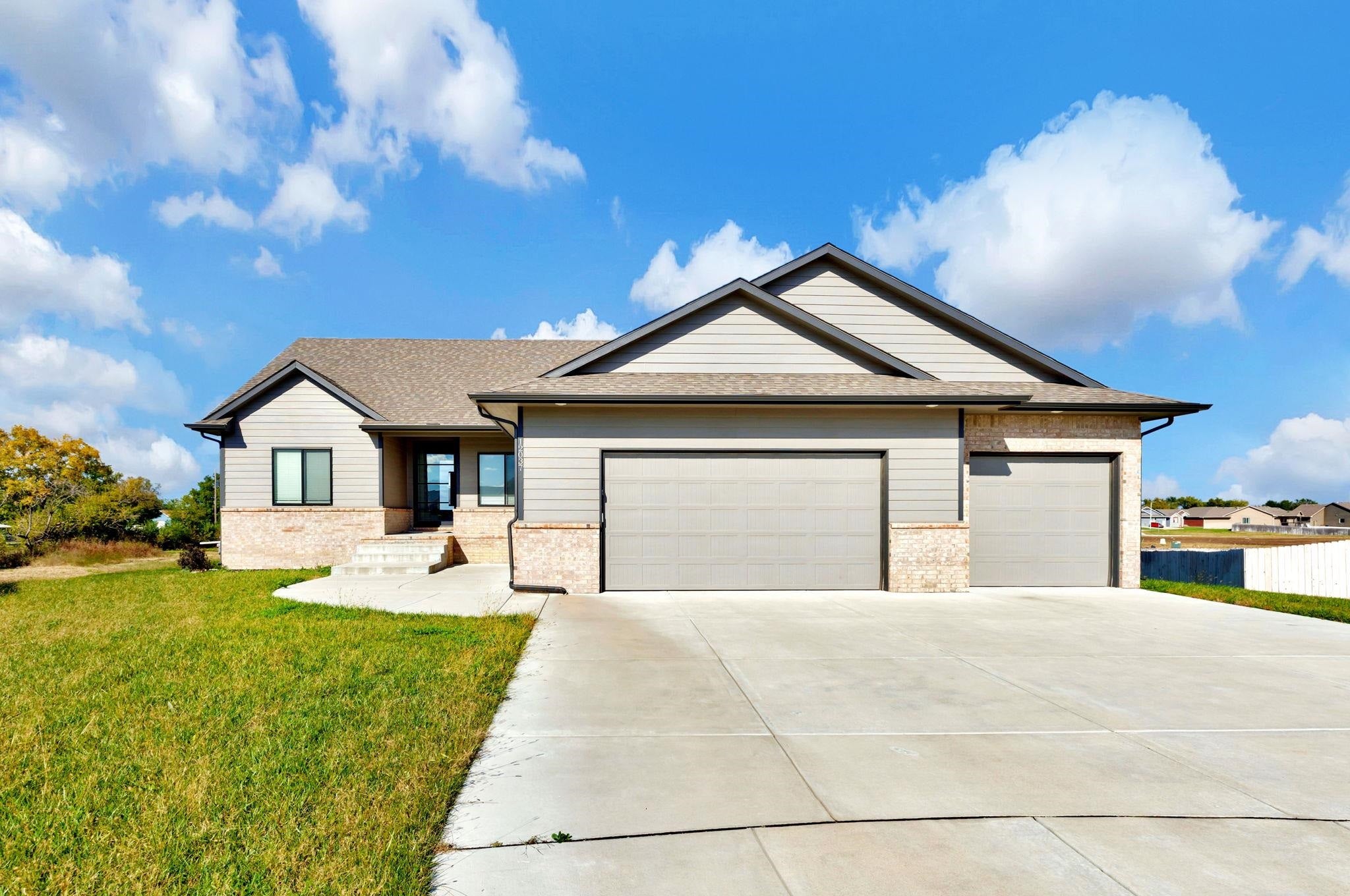 12037 E Bonita Ct — photo