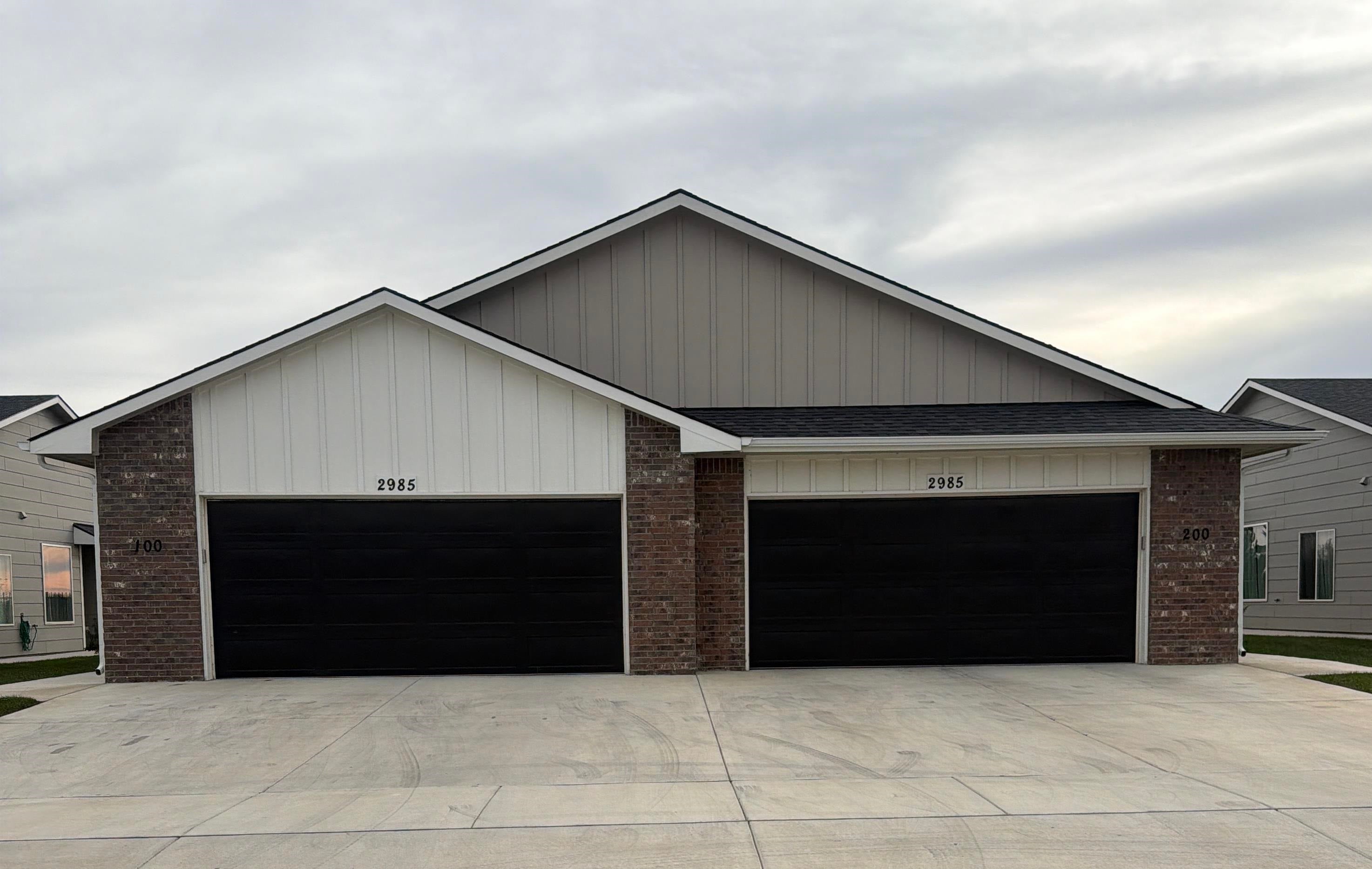 2985 S Maize Ct Unit 100 Unit 200 — photo