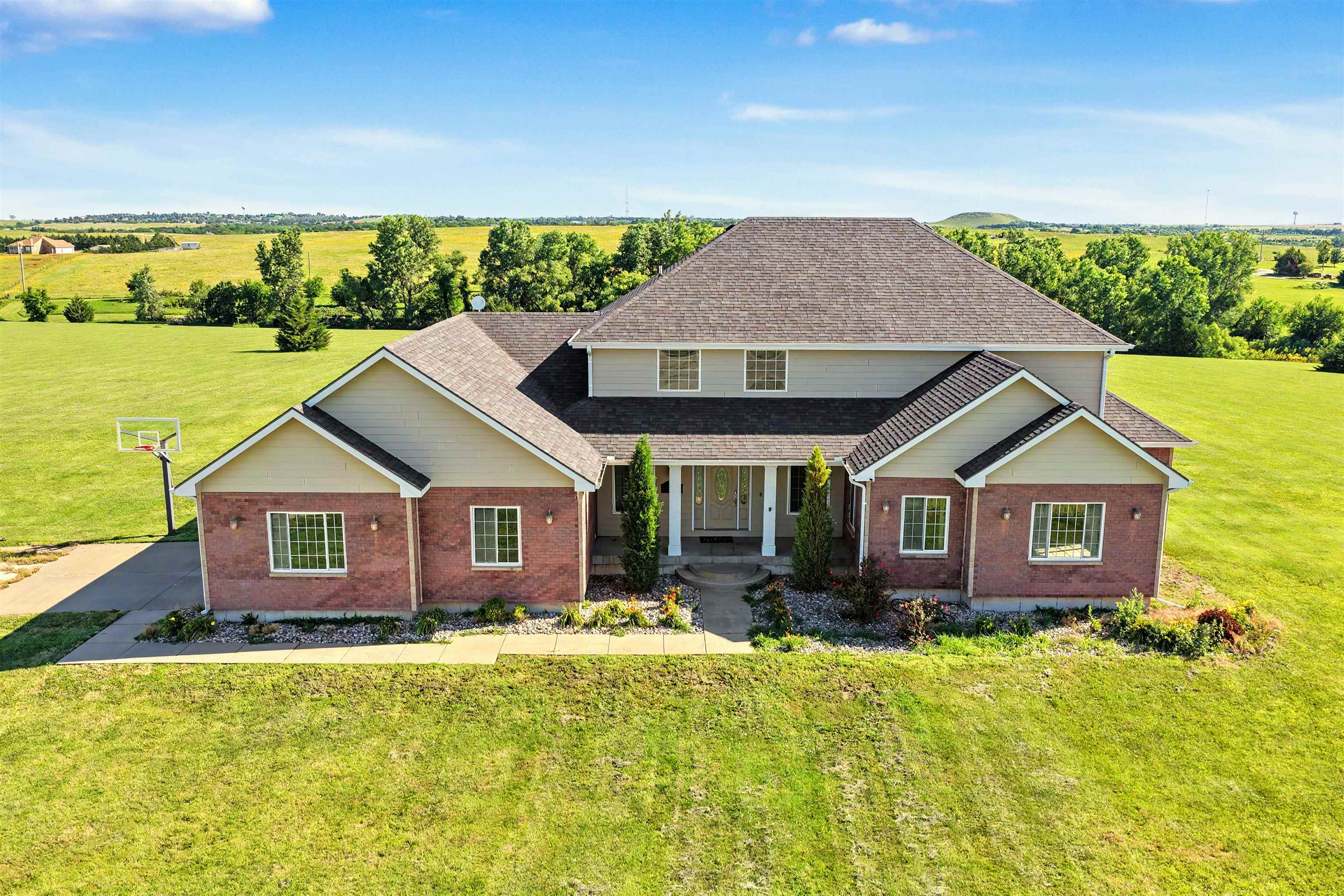 1140 W Hidden Springs Rd — photo