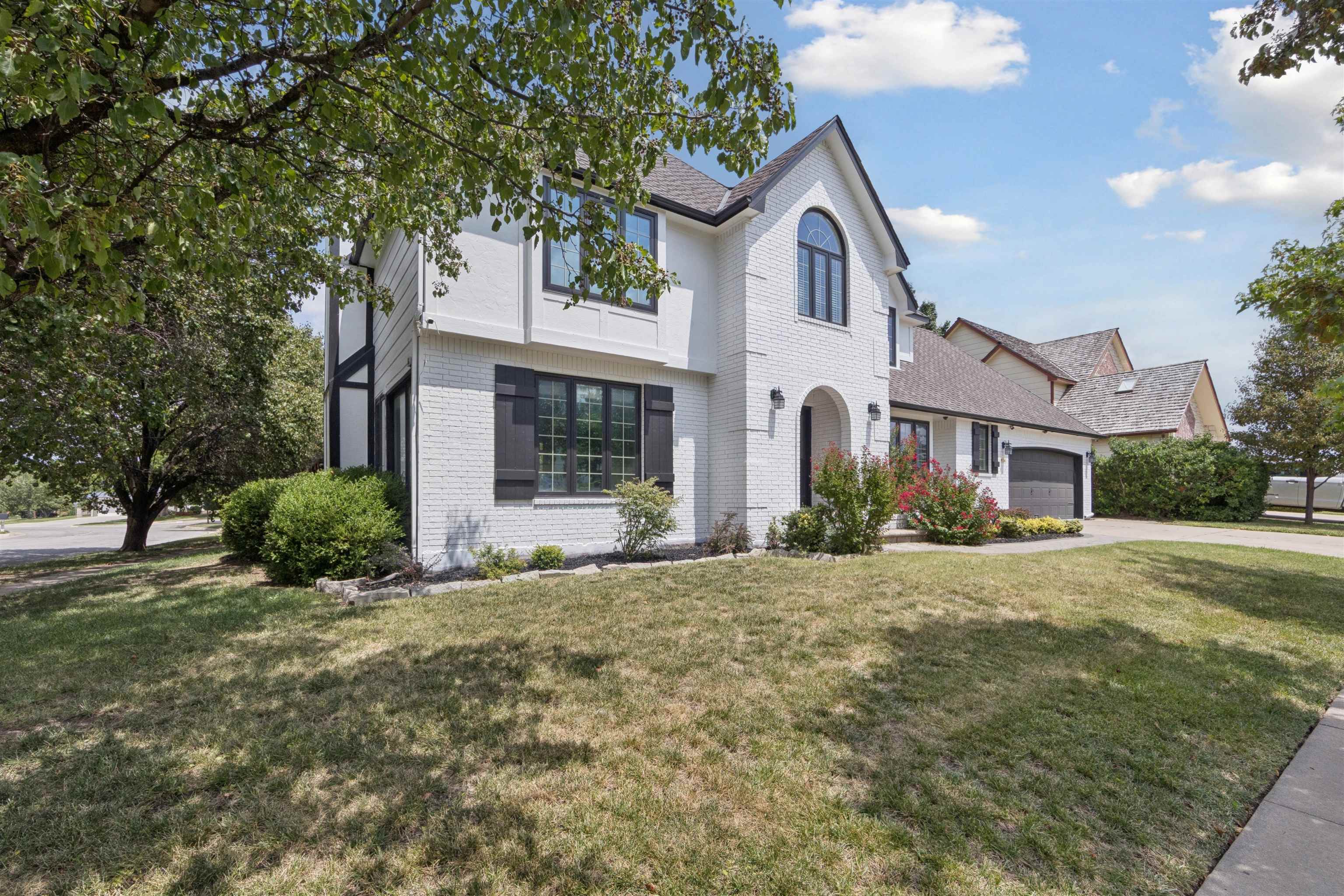 914 N Cypress Ct — photo