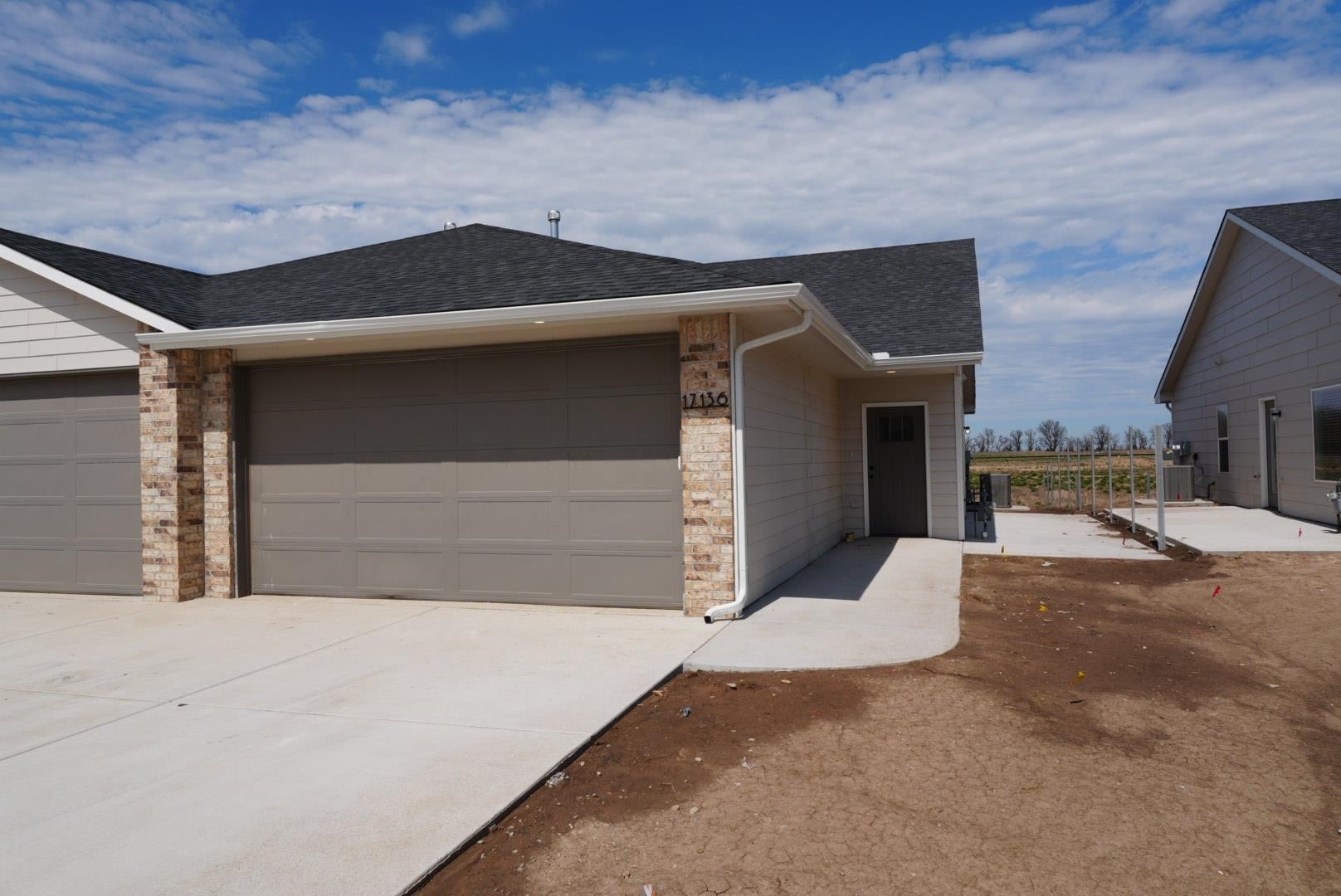 17136 W Lawson Cir — photo