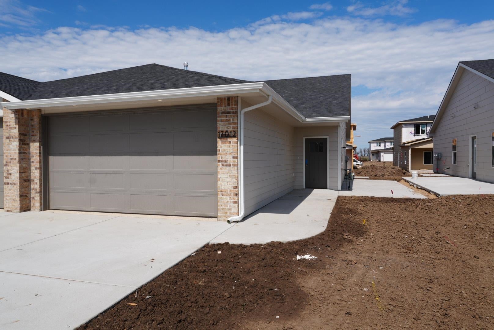17012 W Lawson St — photo
