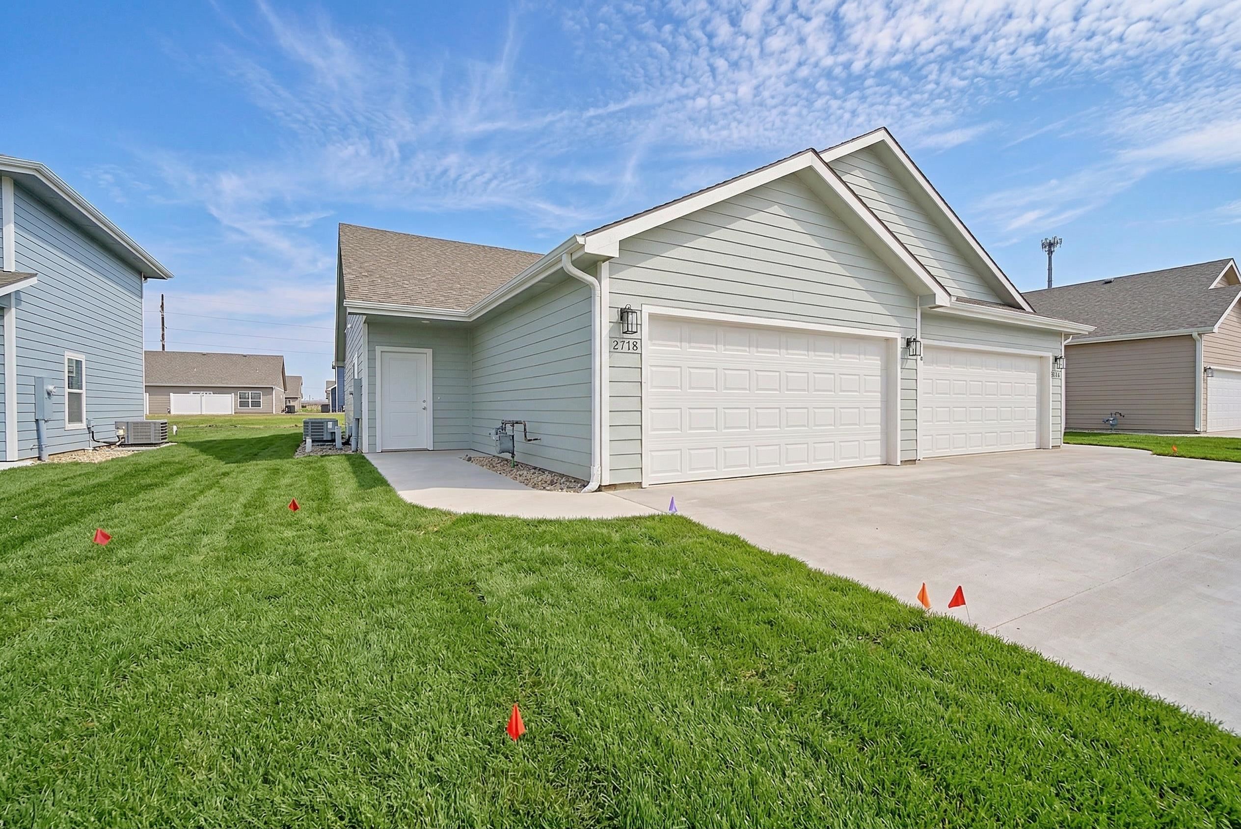 2718 Amelia Ln. — photo