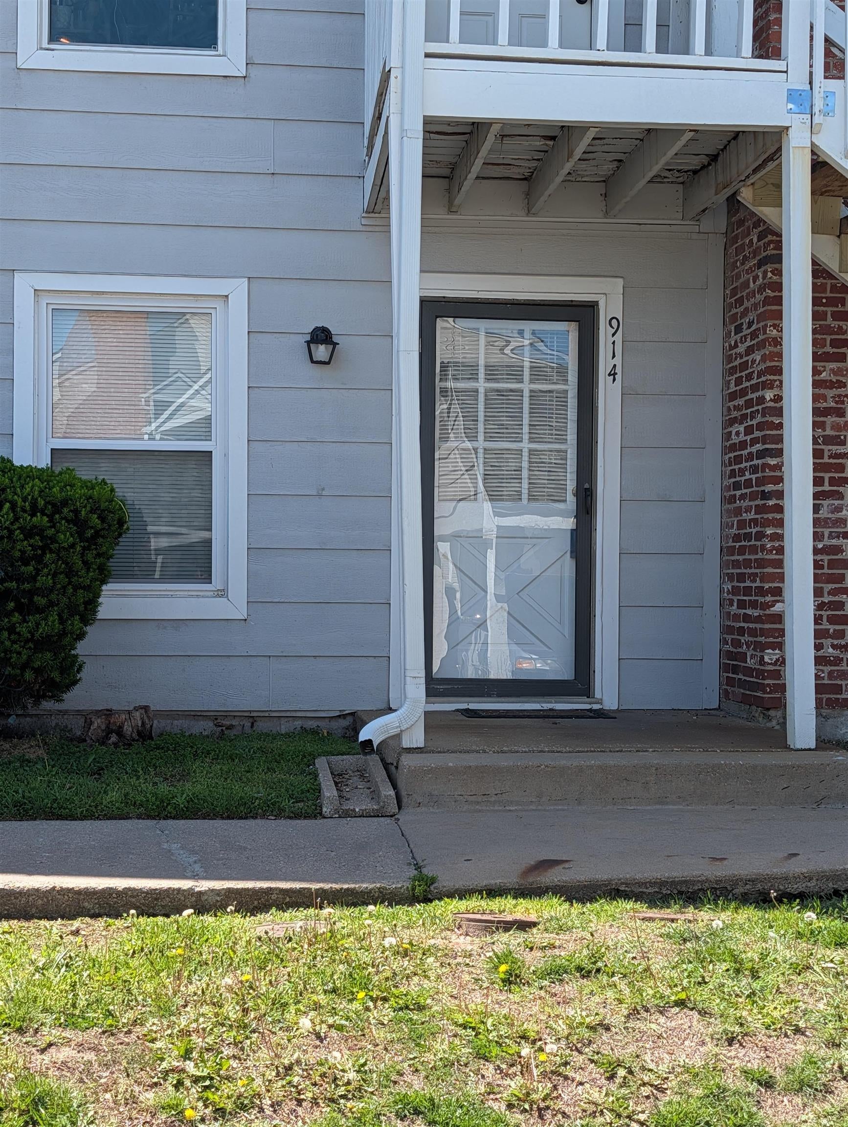 1717 S Cypress 914 — photo