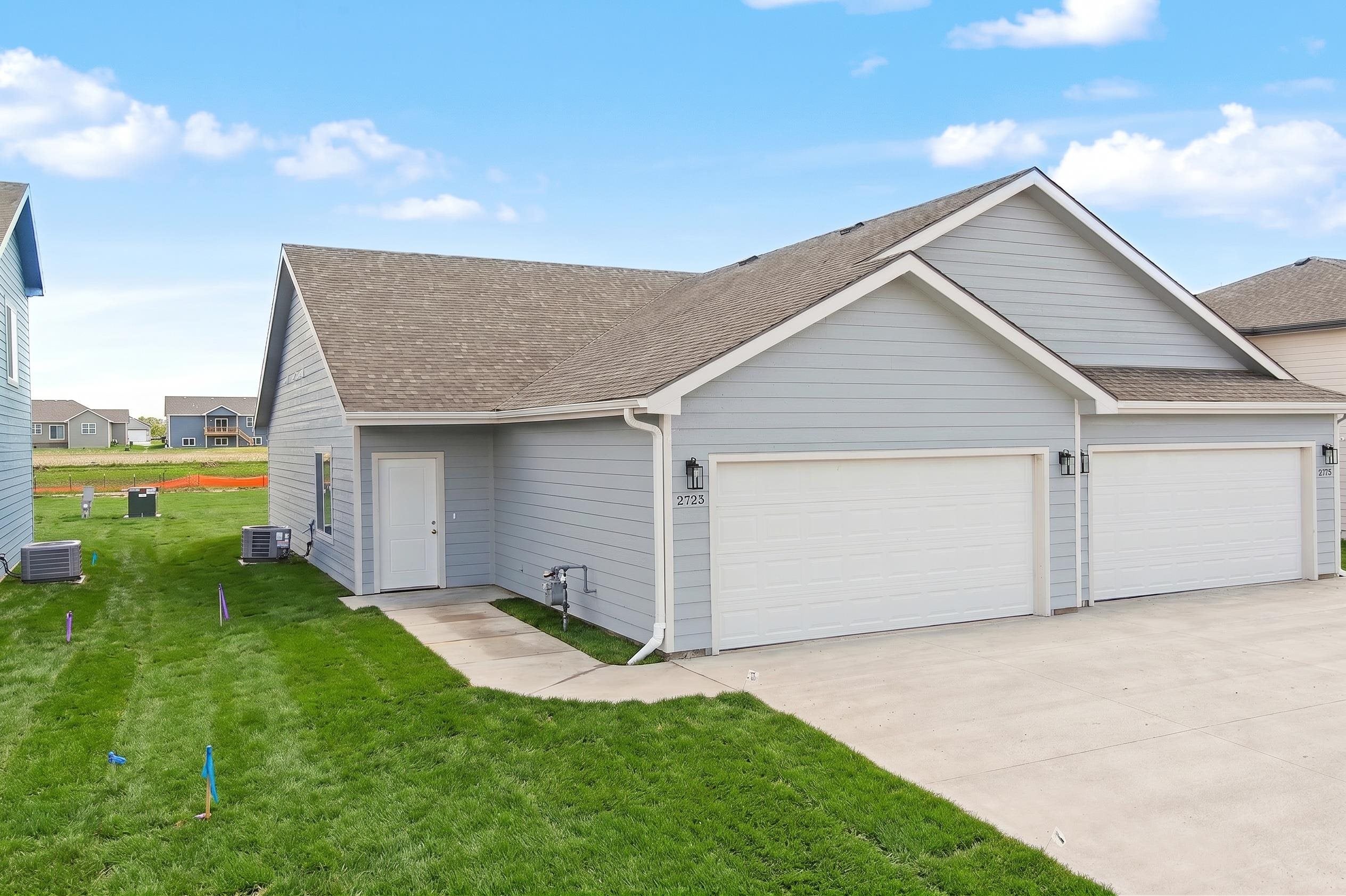 2723 Amelia Ln. — photo