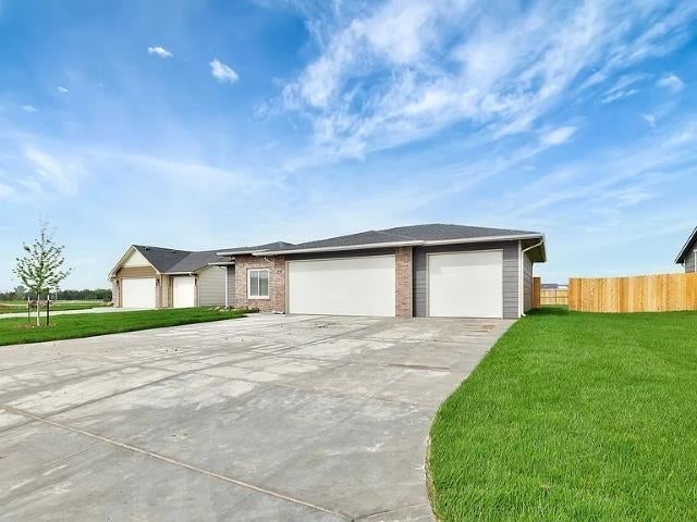 695 W Long Path Ct — photo