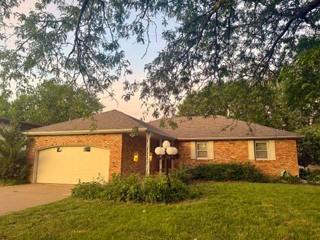 637 Briarcliff Rd — photo