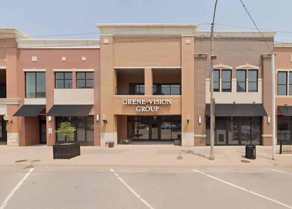 115 W Main St — photo