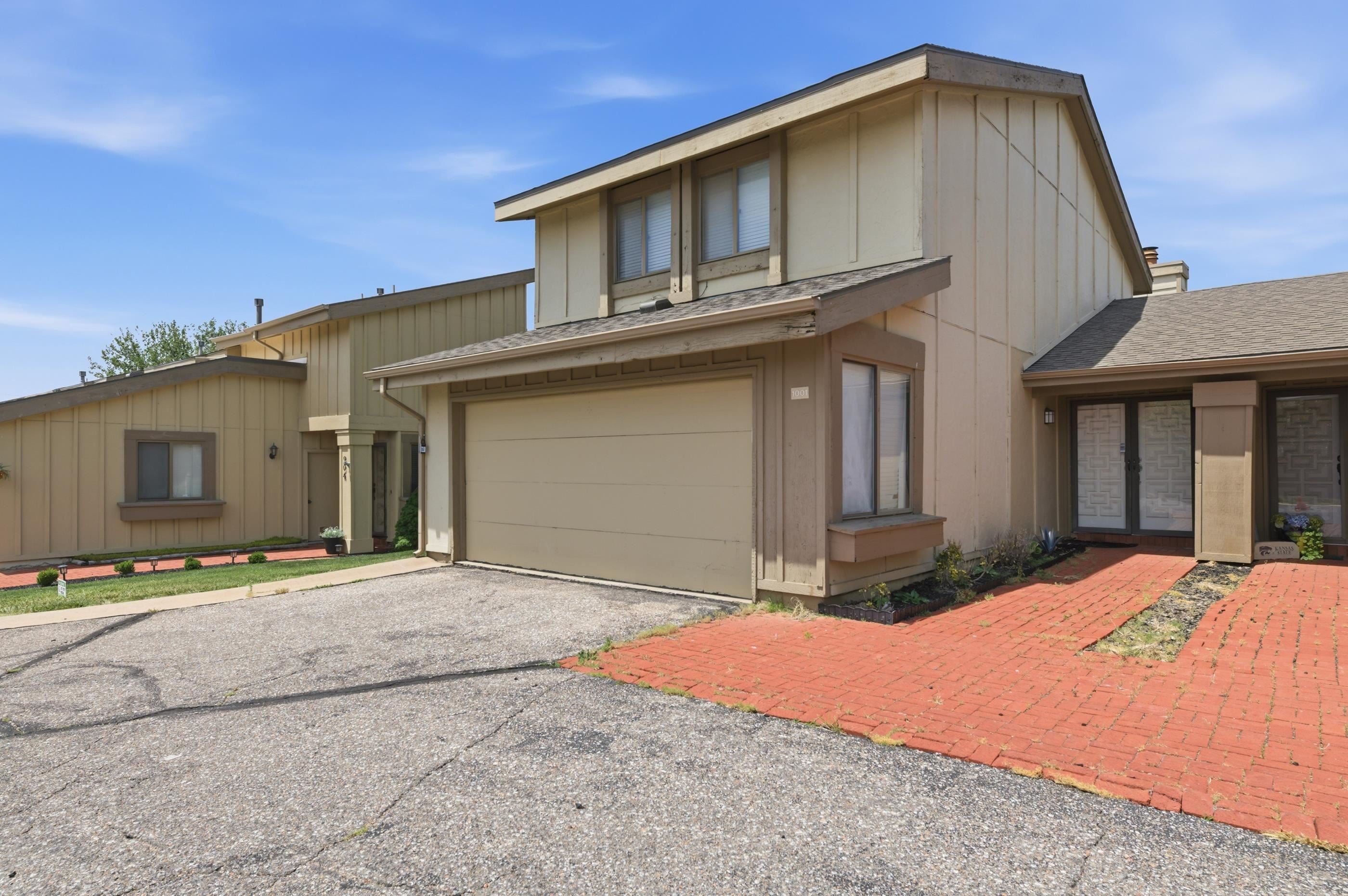 8201 E Harry St Apt 1001 — photo
